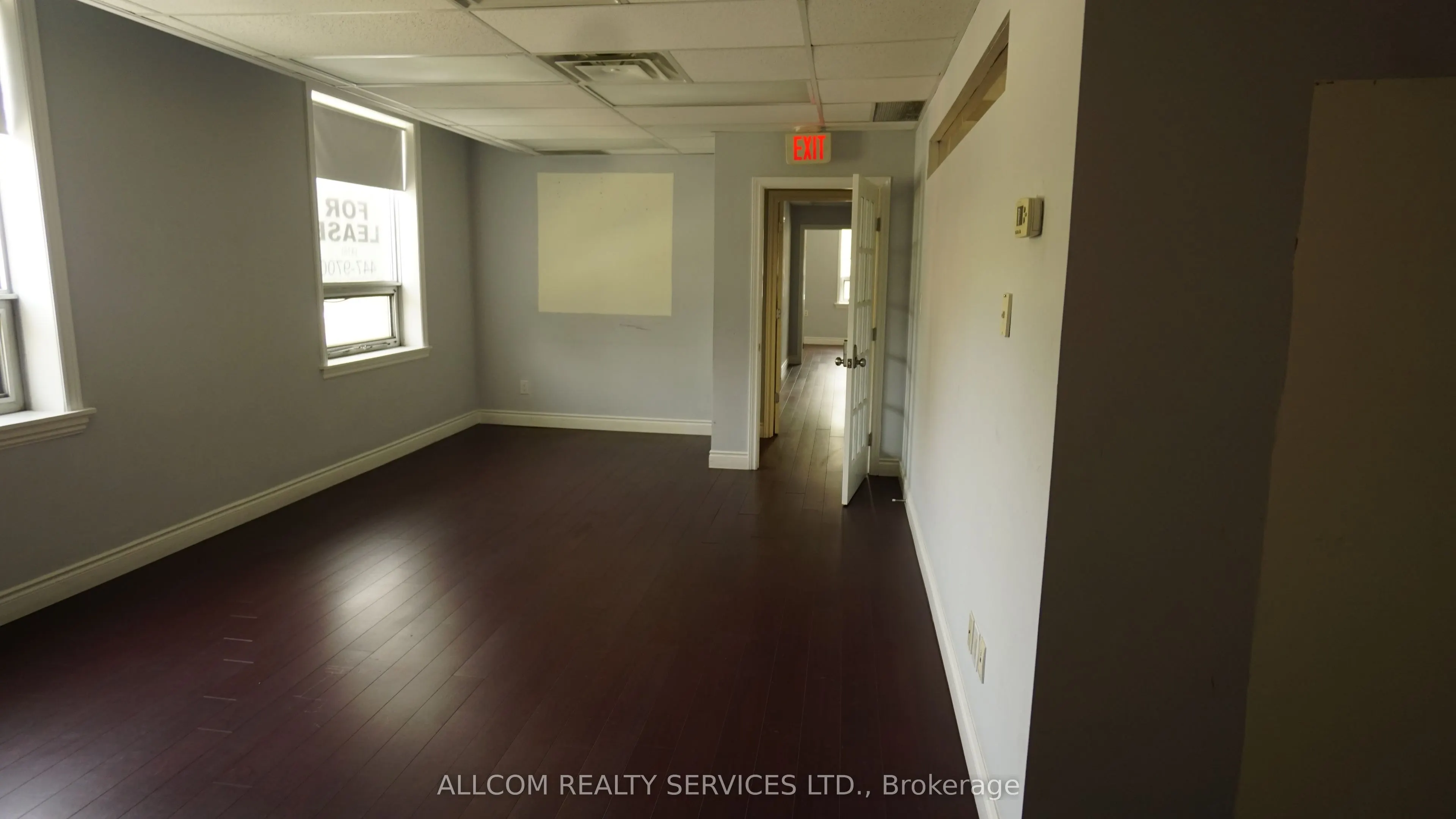 876 Eglinton Avenue E