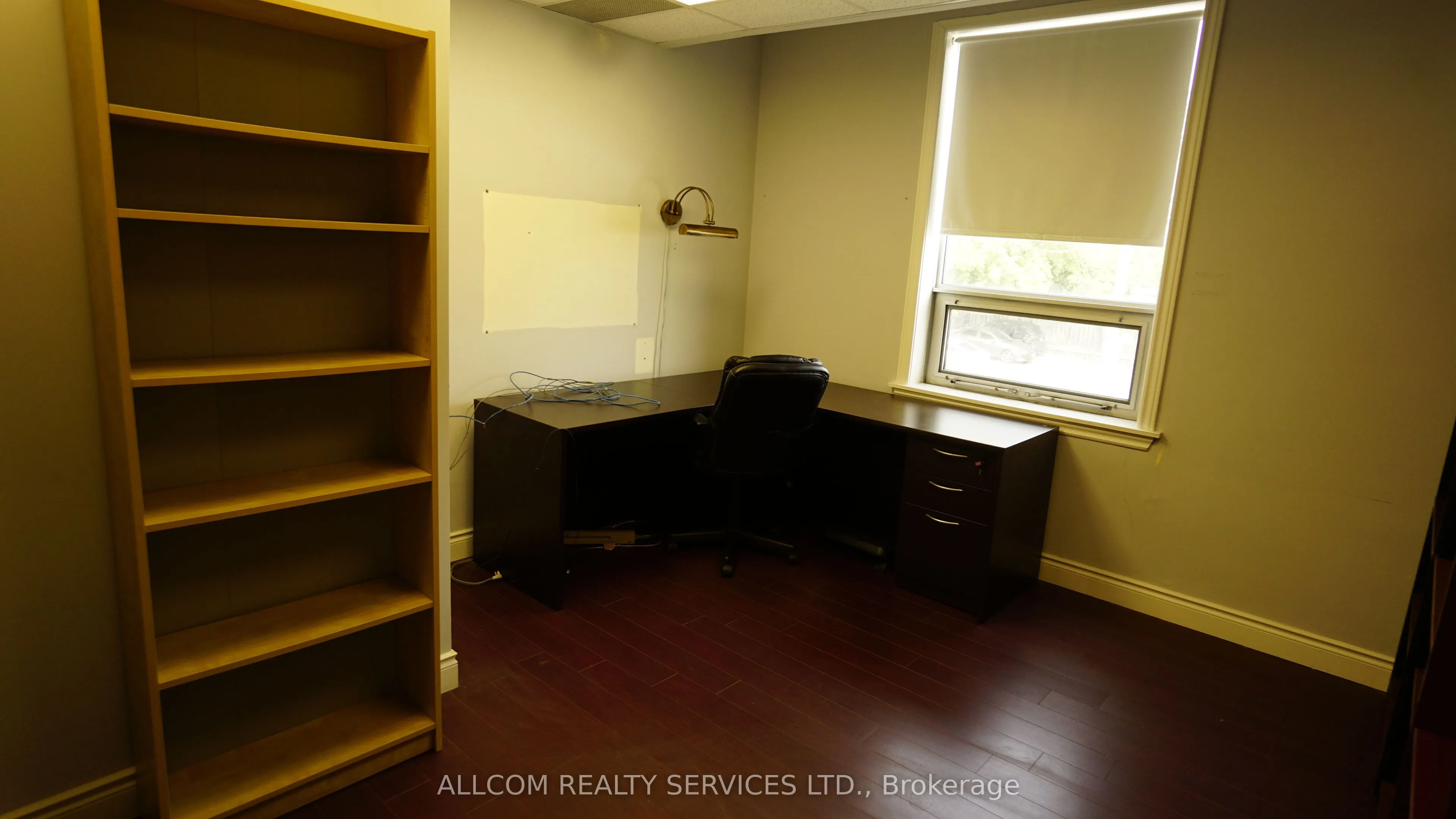 876 Eglinton Avenue E