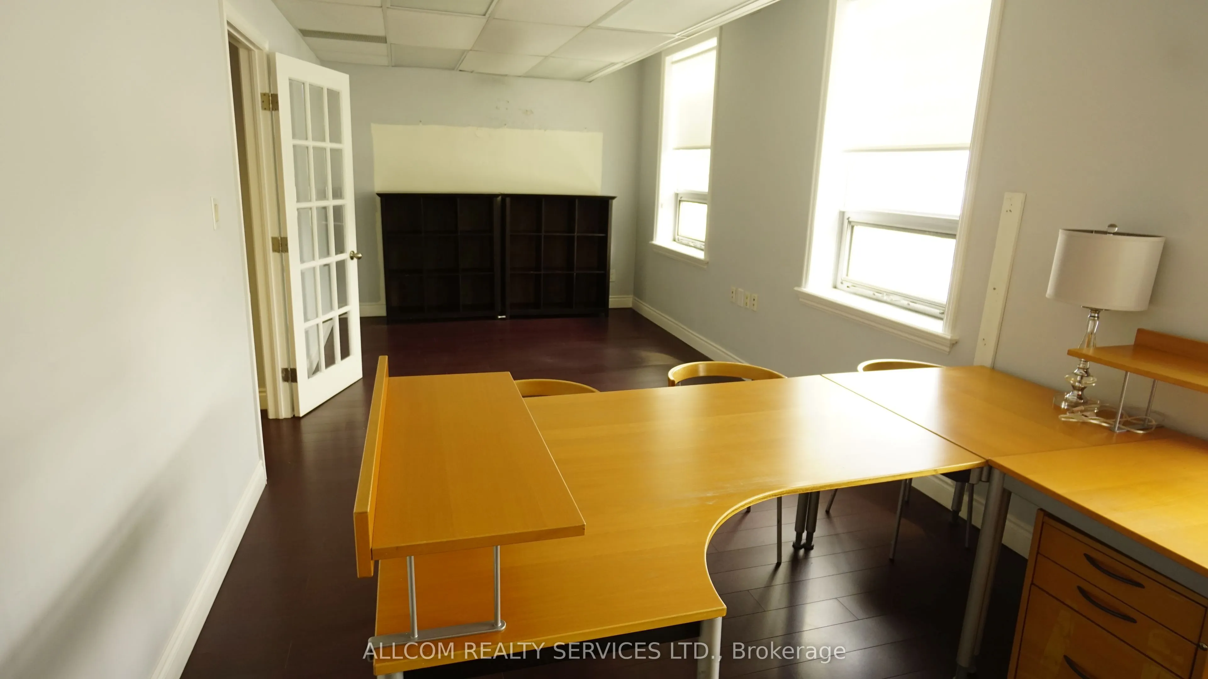 876 Eglinton Avenue E