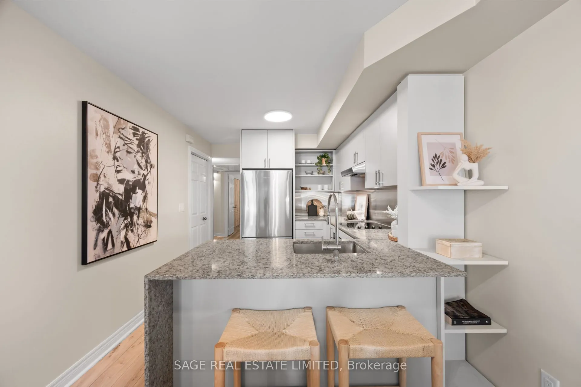 232 St George Street, #15