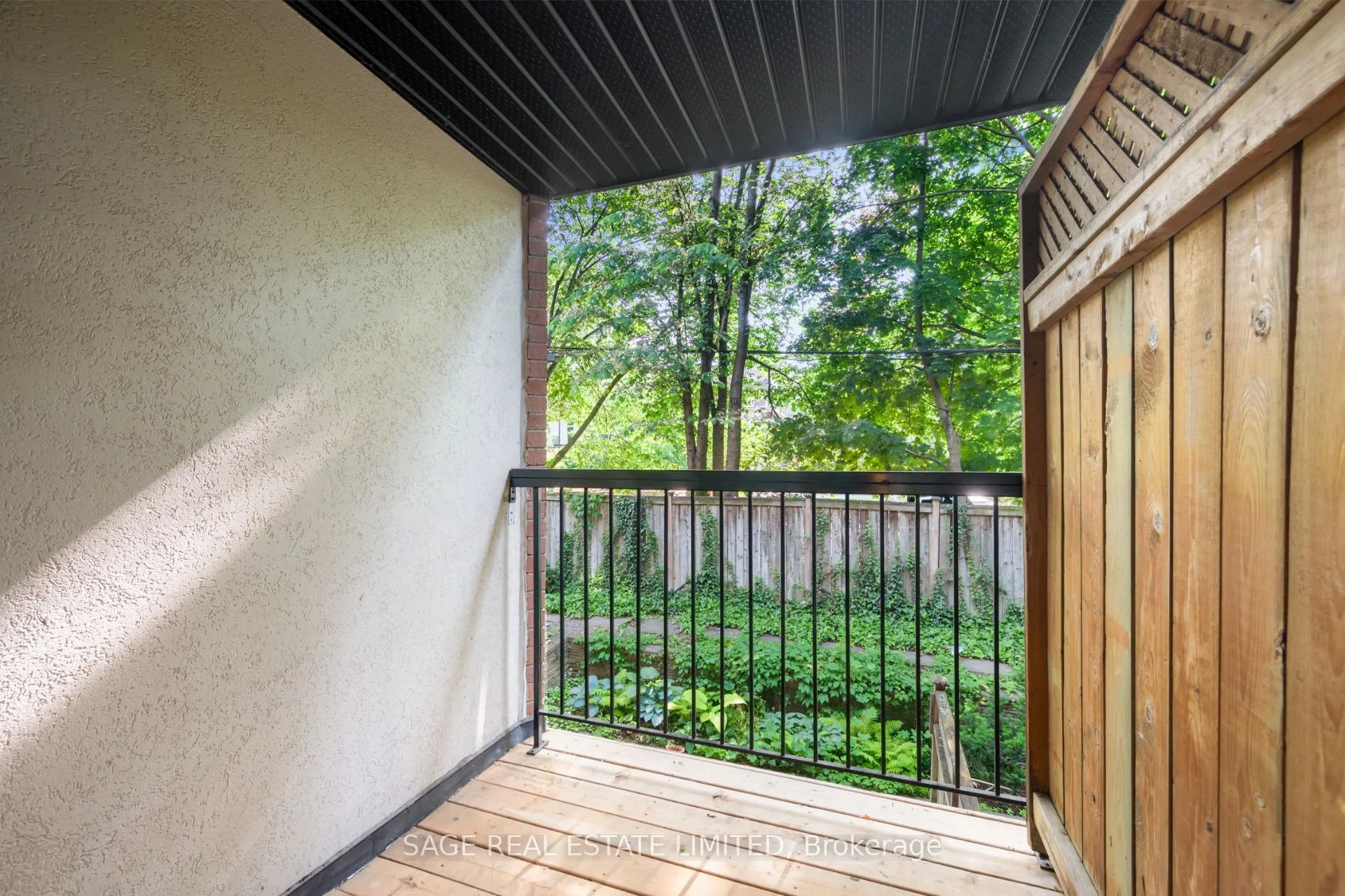 232 St George Street, #15