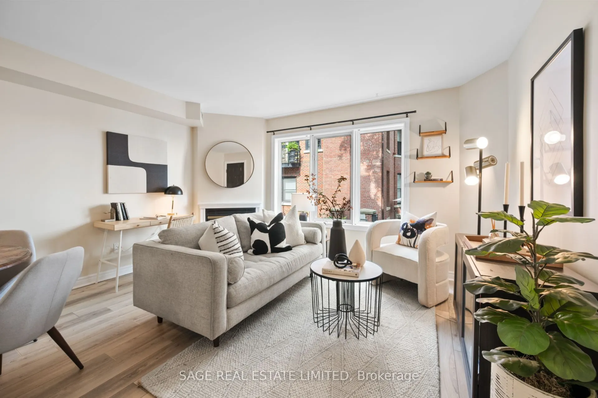 232 St George Street, #15