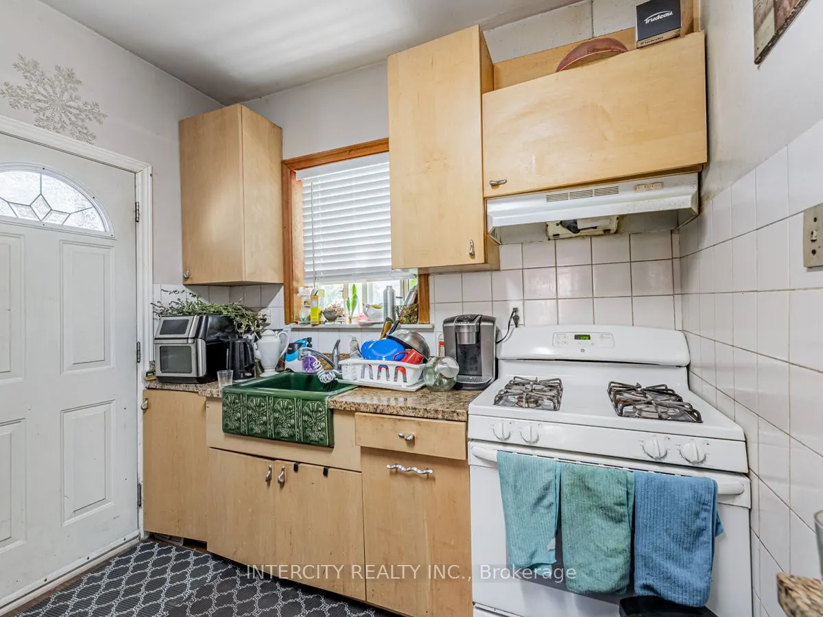 111 Alberta Avenue