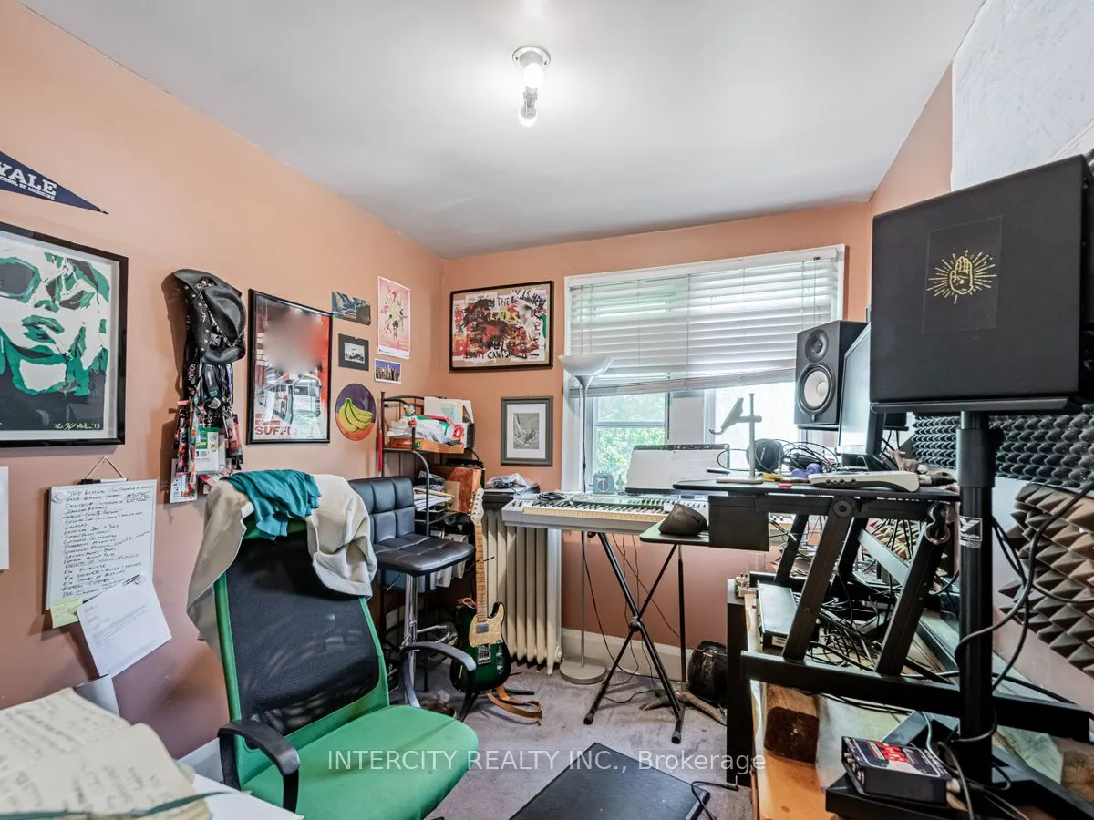 111 Alberta Avenue