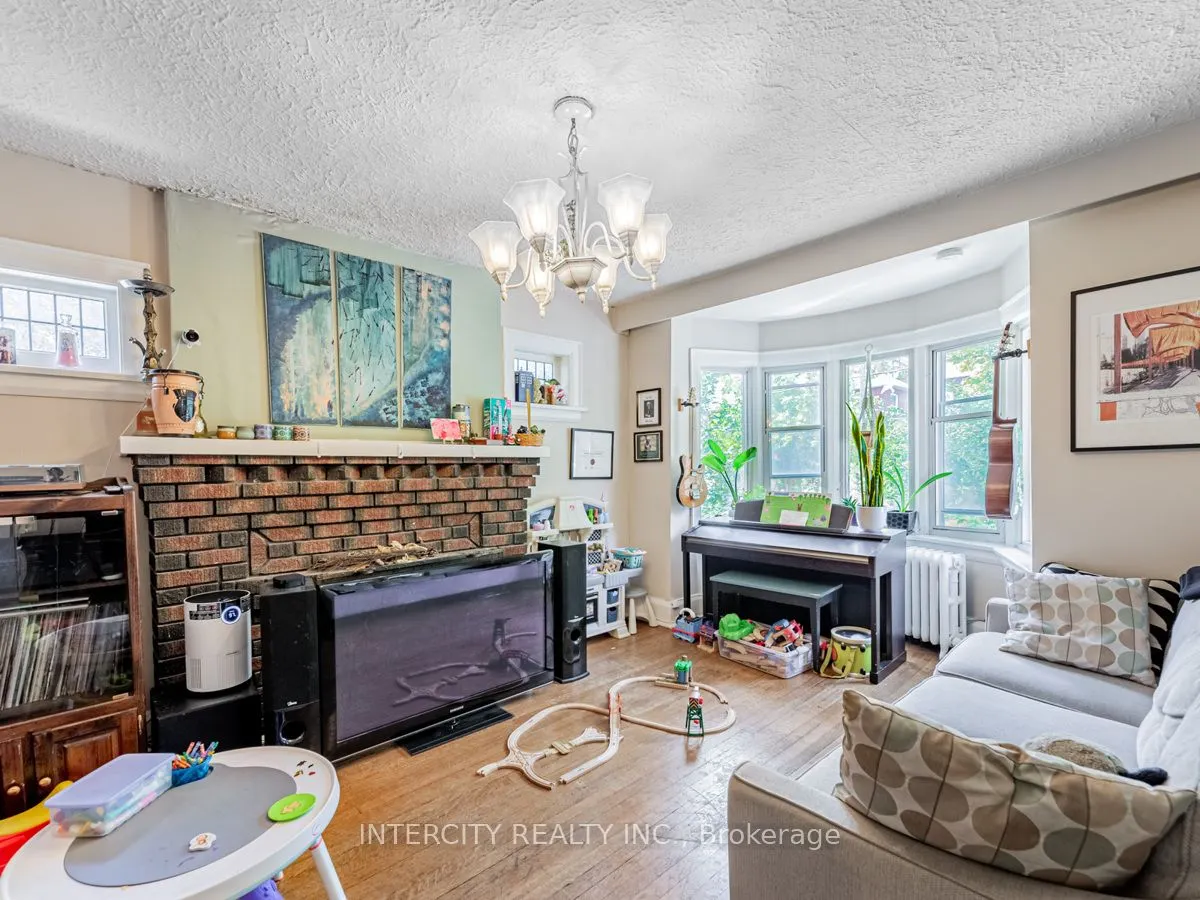 111 Alberta Avenue