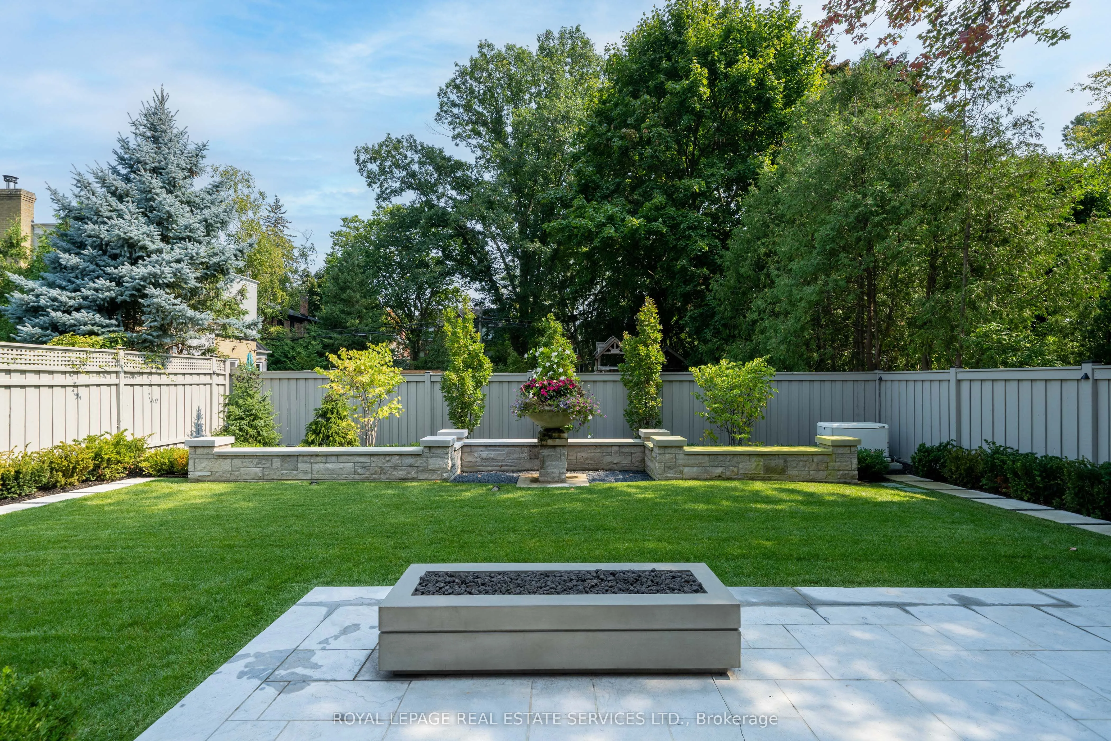 83 Kimbark Boulevard