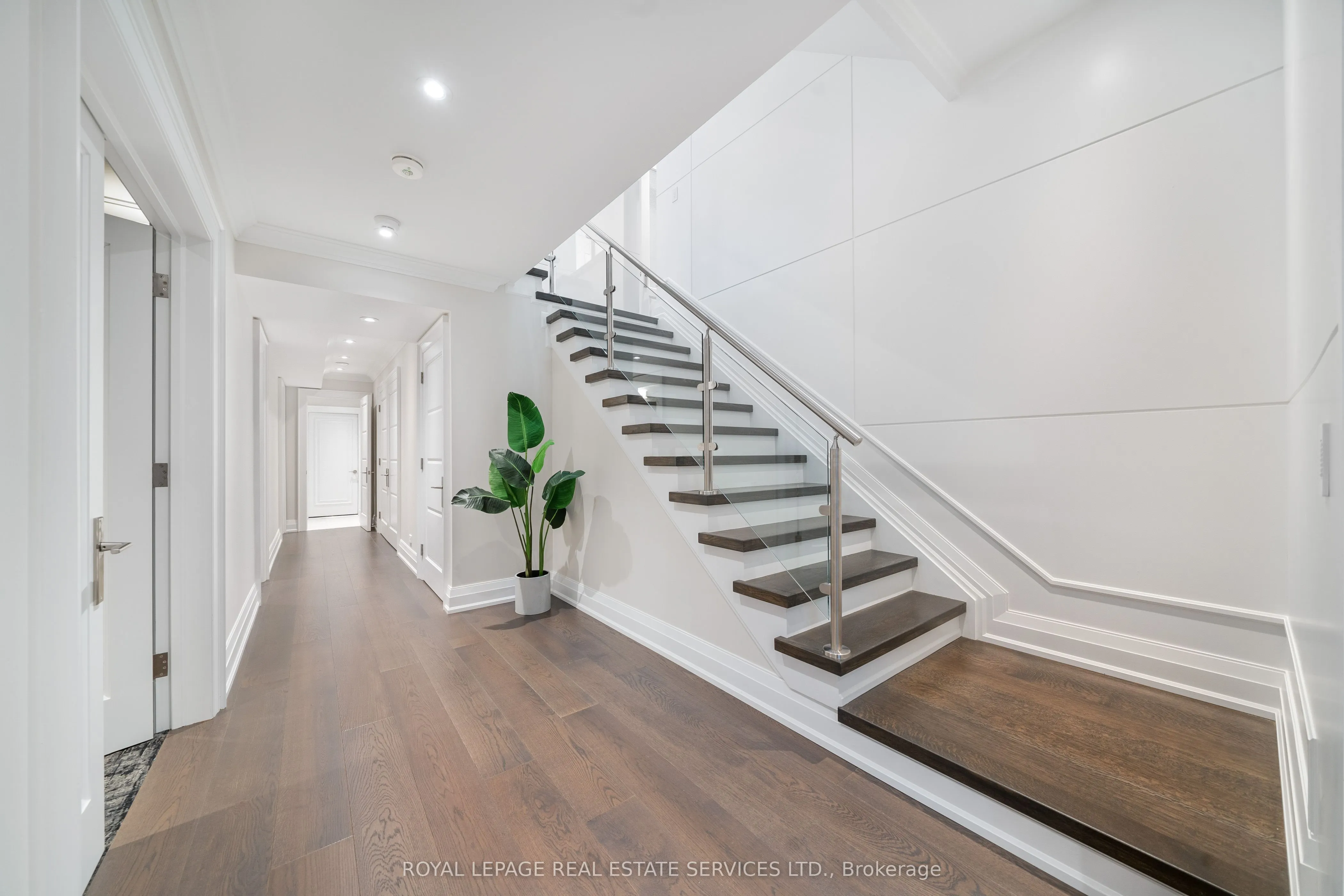 83 Kimbark Boulevard