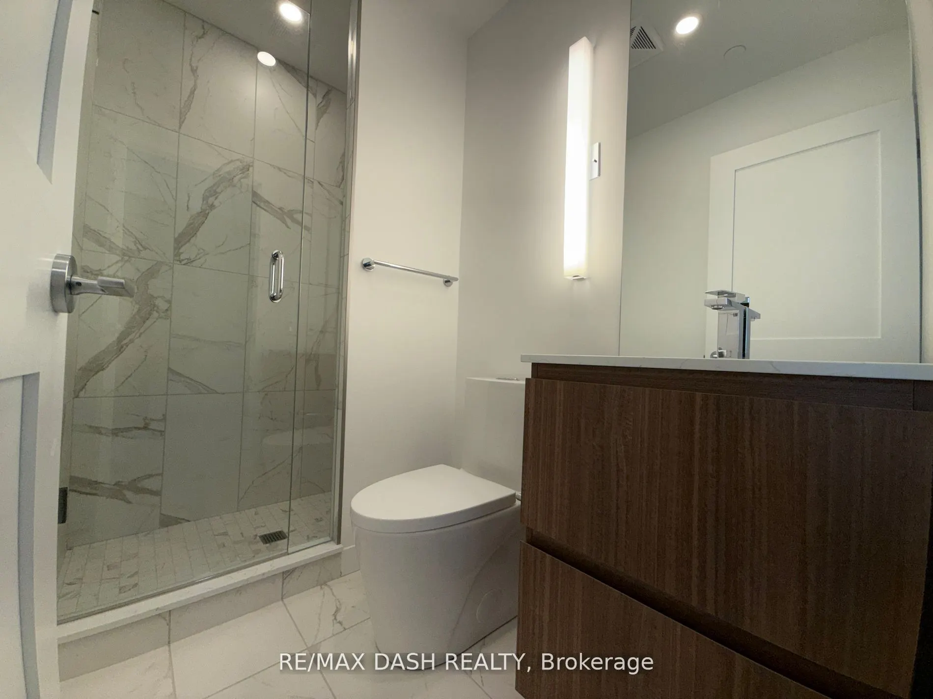 1 Hillsdale Avenue W, #403