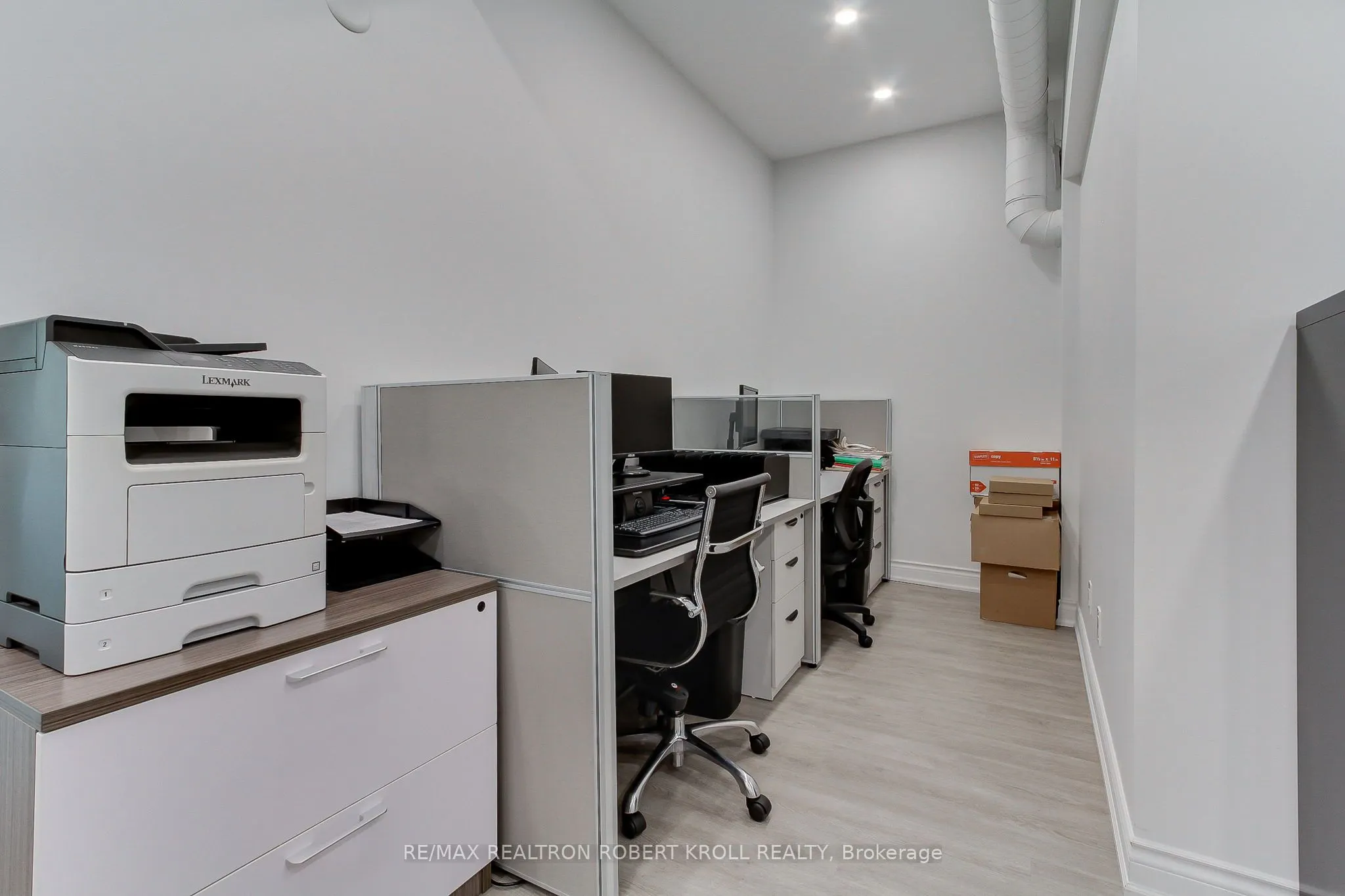 3173 Bathurst Street, #Main Floor