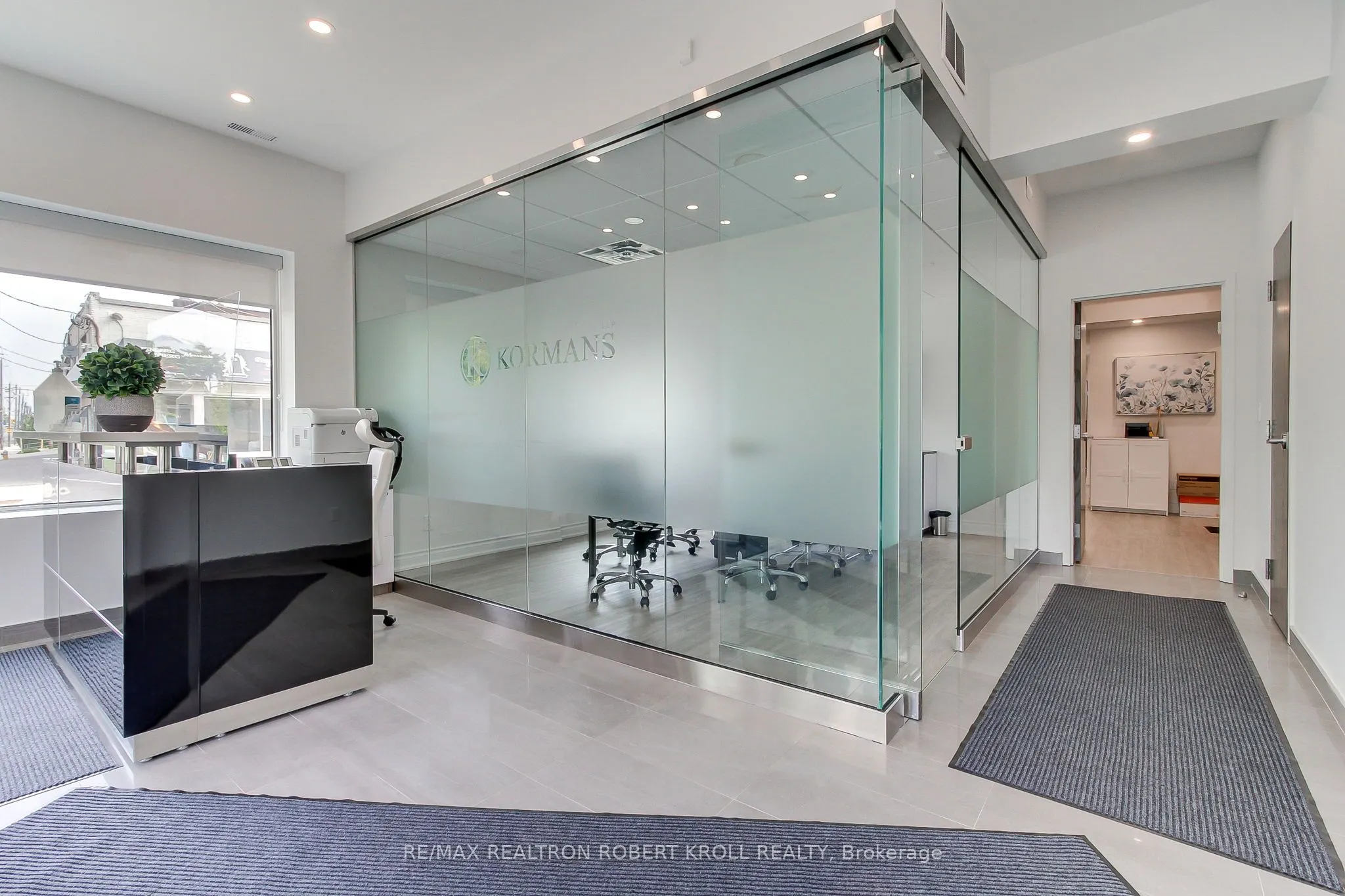 3173 Bathurst Street, #Main Floor