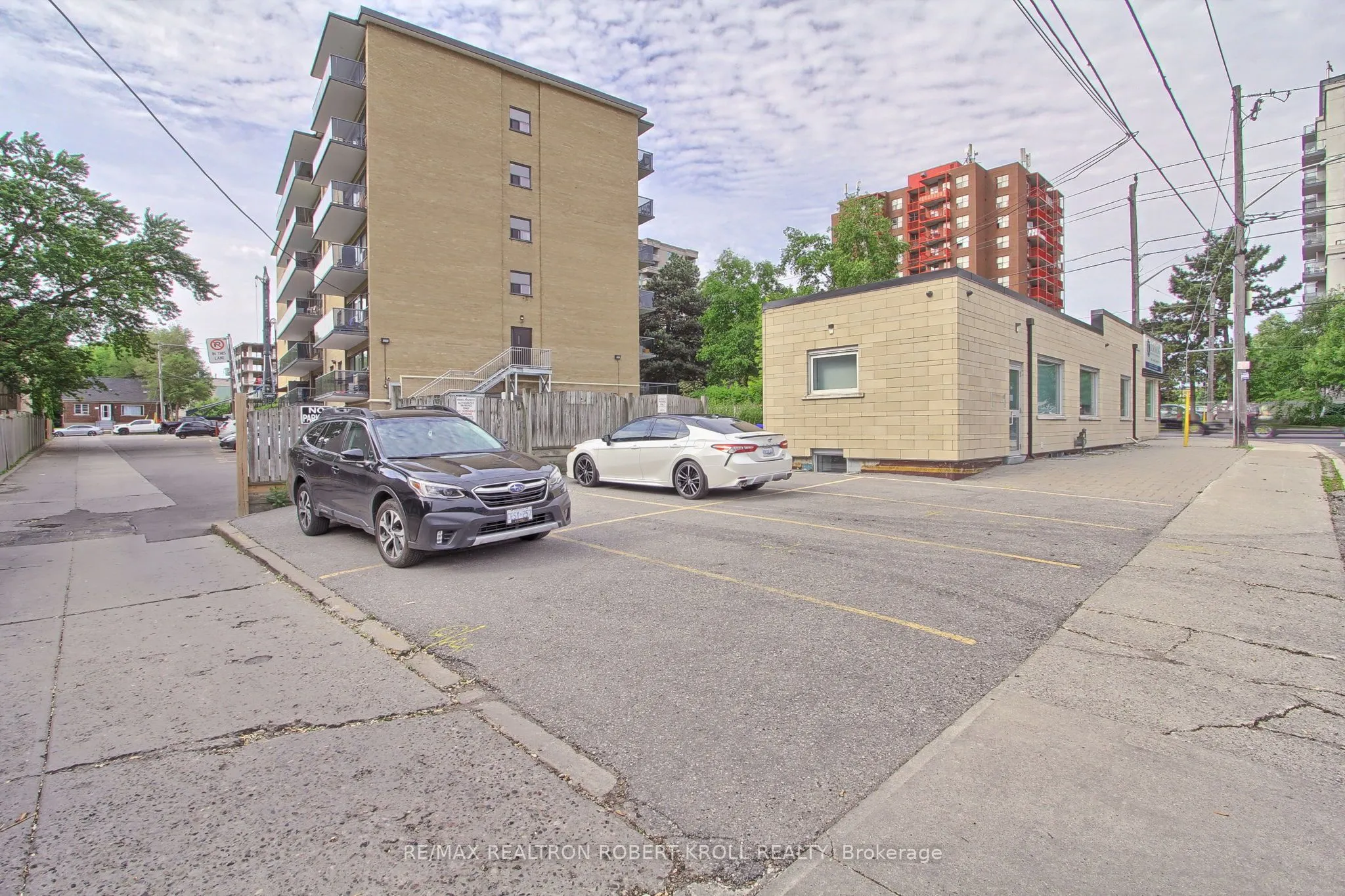 3173 Bathurst Street, #Main Floor