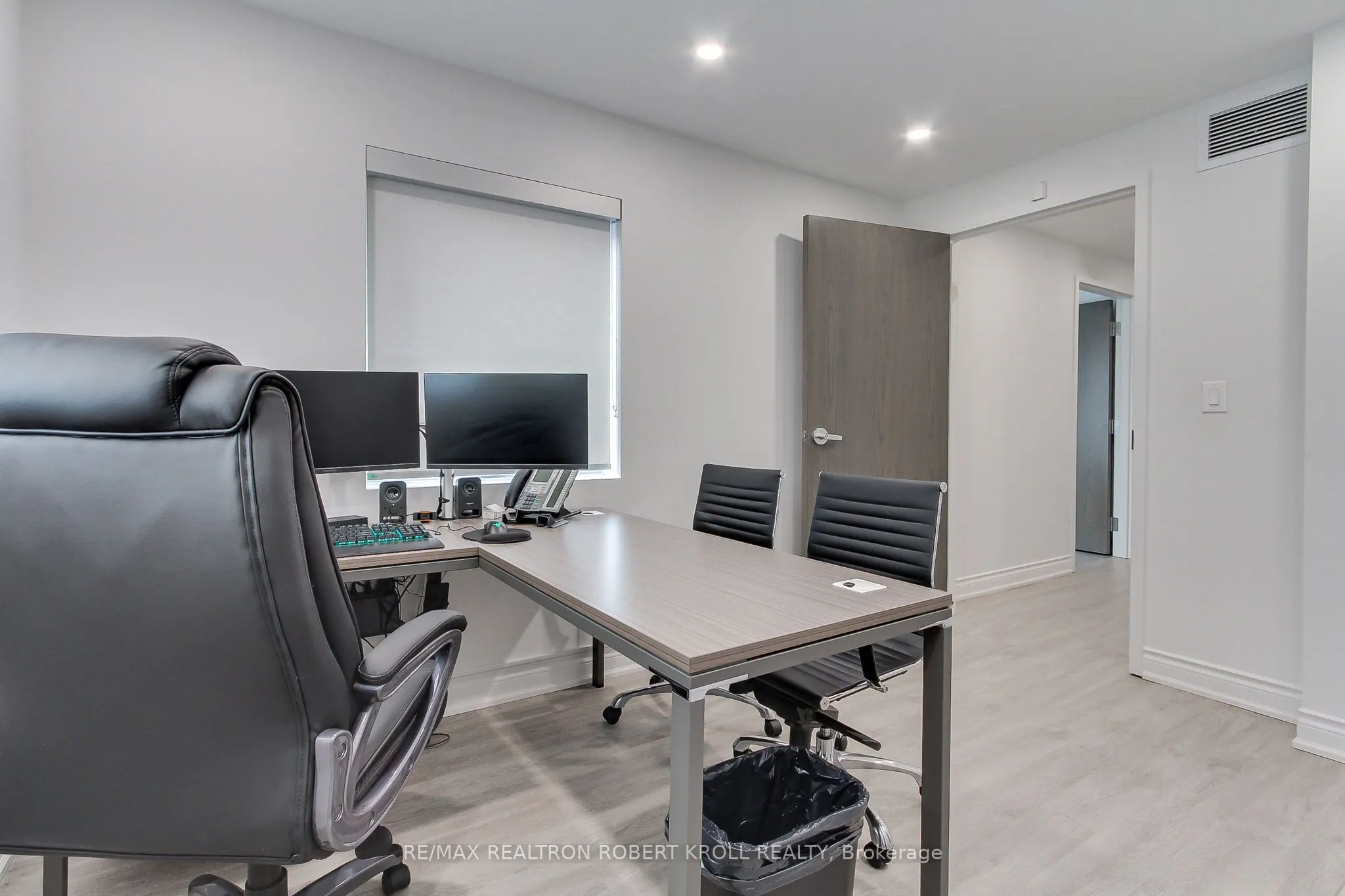 3173 Bathurst Street, #Main Floor