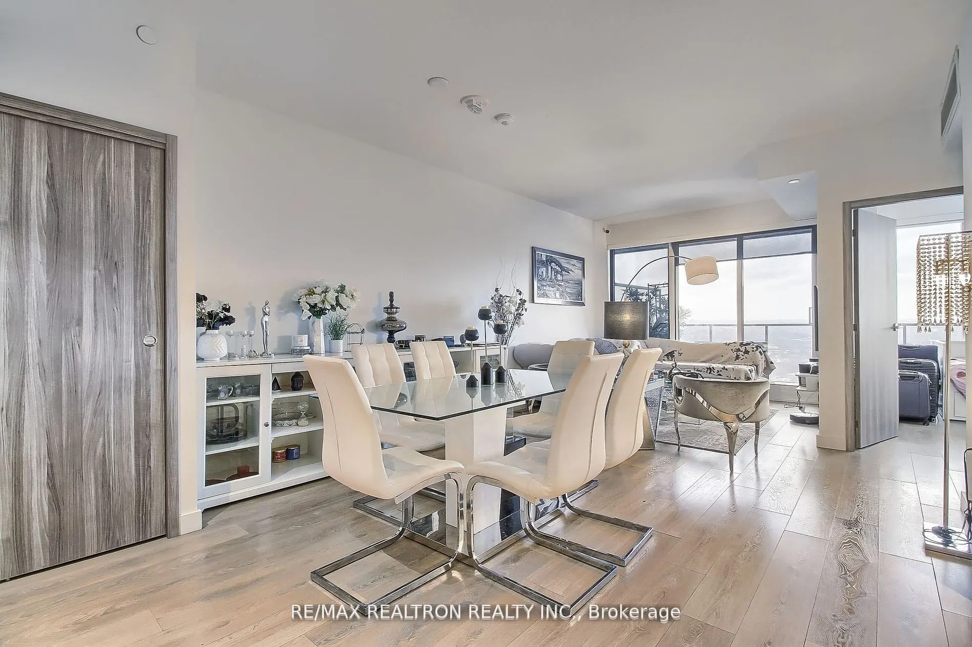 95 McMahon Drive, #3108