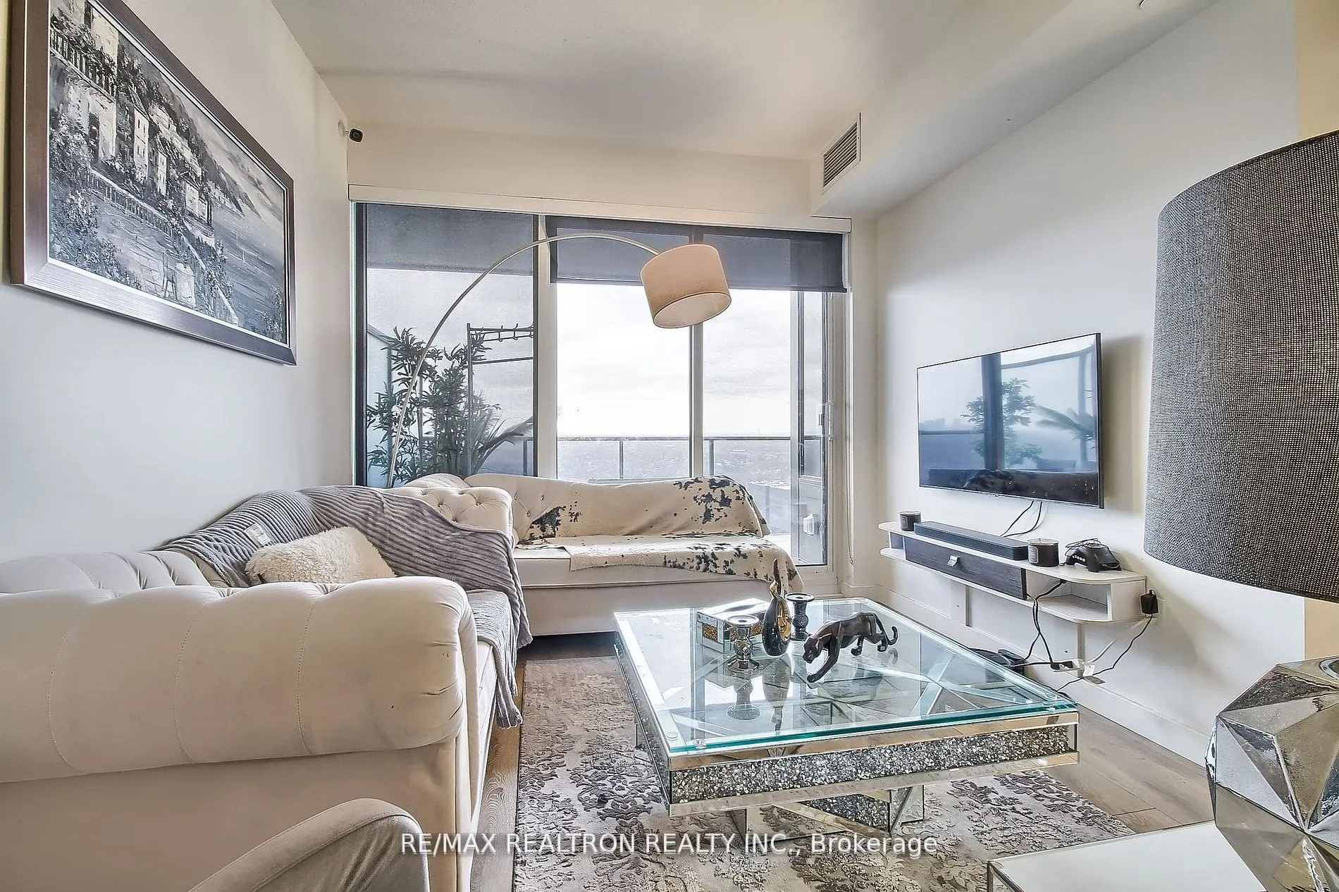 95 McMahon Drive, #3108