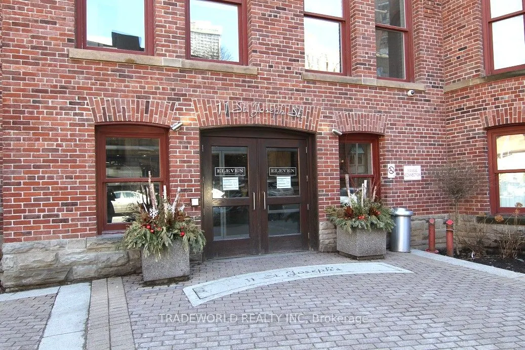 11 St Joseph Street, #1612