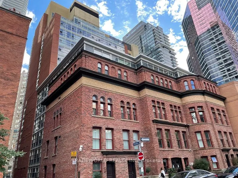 11 St Joseph Street, #1612