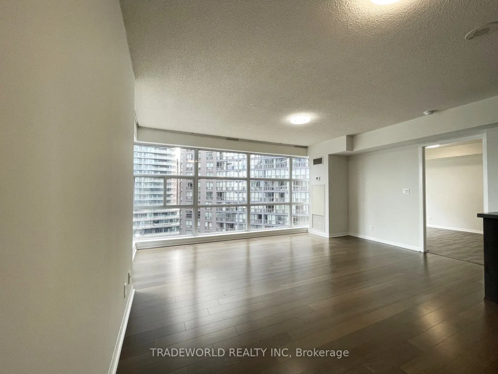 11 St Joseph Street, #1612