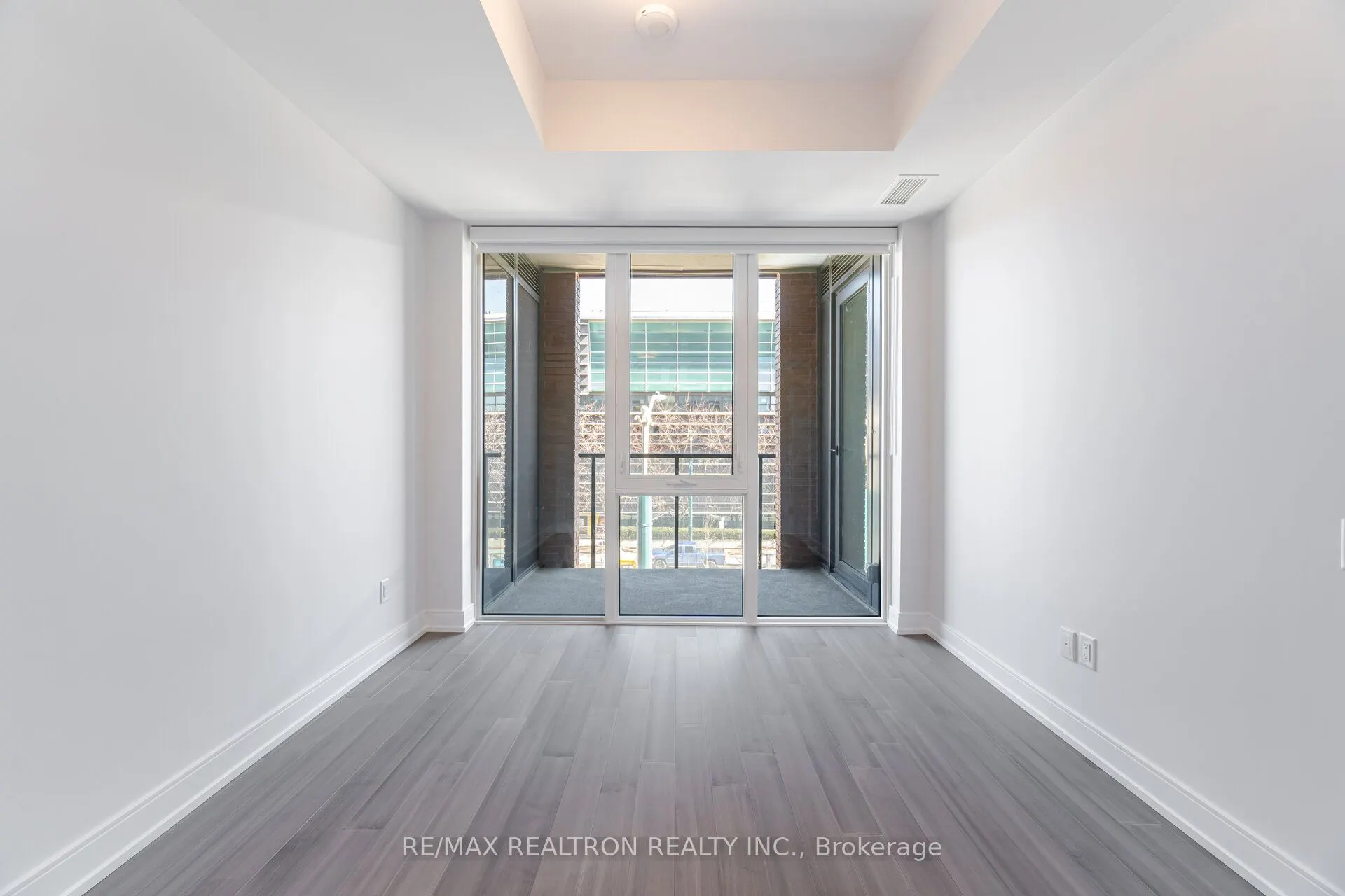 664 Spadina Avenue, #313