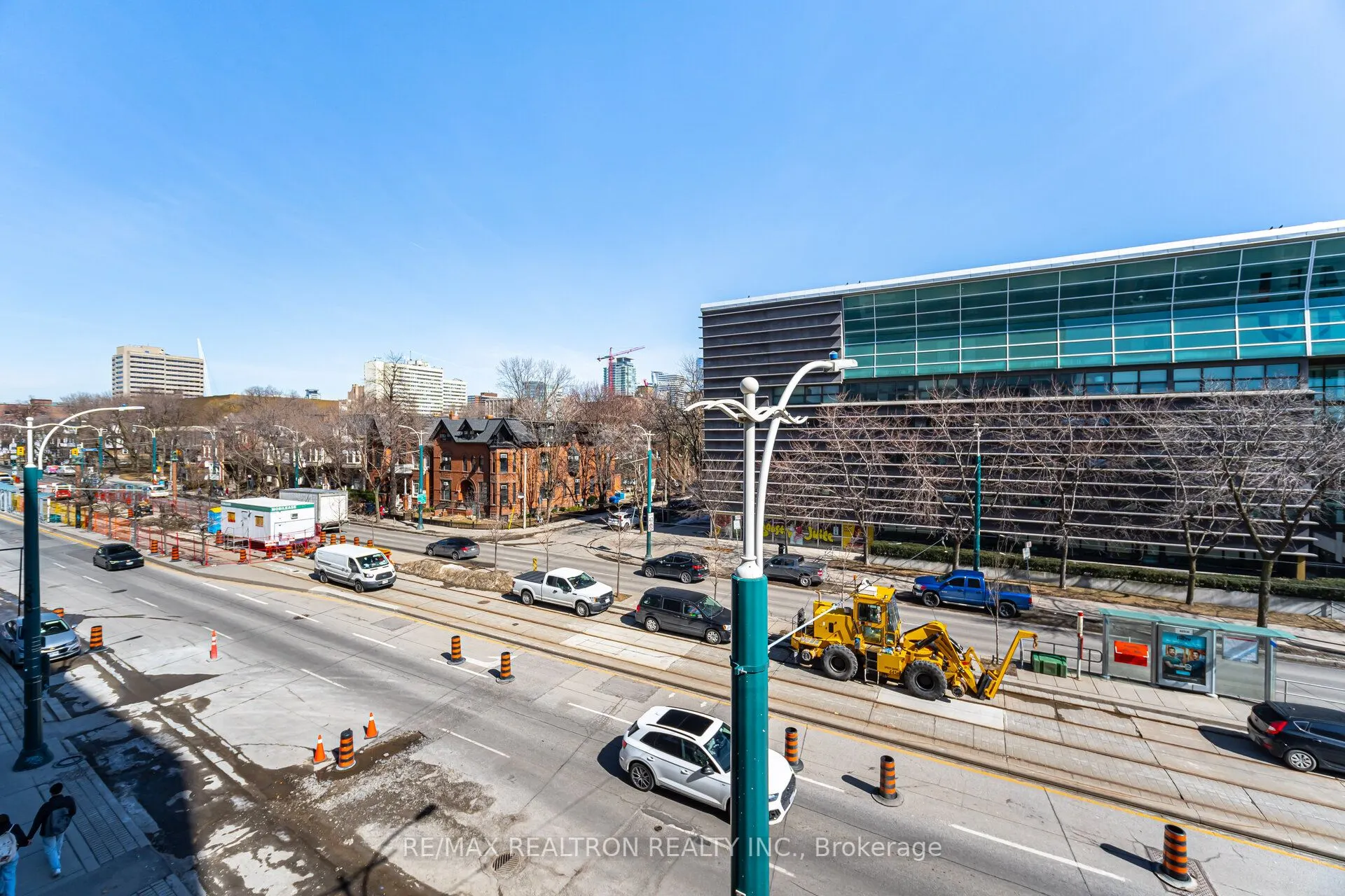 664 Spadina Avenue, #313