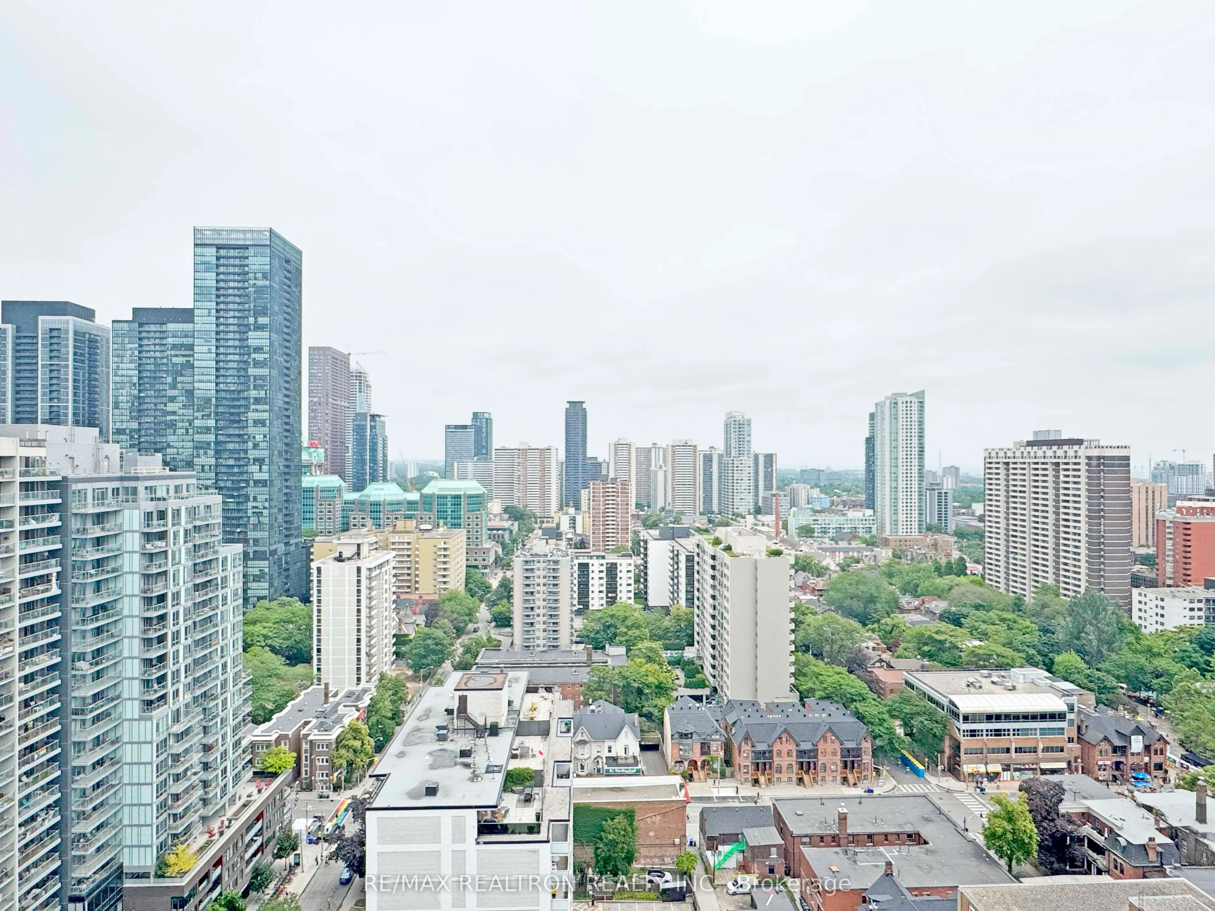 33 Isabella Street, #2714