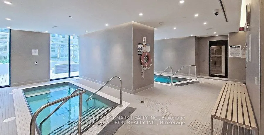 1 Yorkville Avenue, #2405
