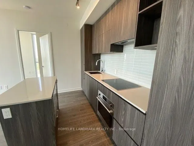 1 Yorkville Avenue, #2405