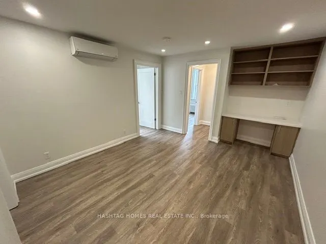 448 Spadina Road, #205