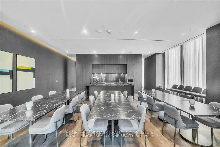 11 Yorkville Avenue, #08