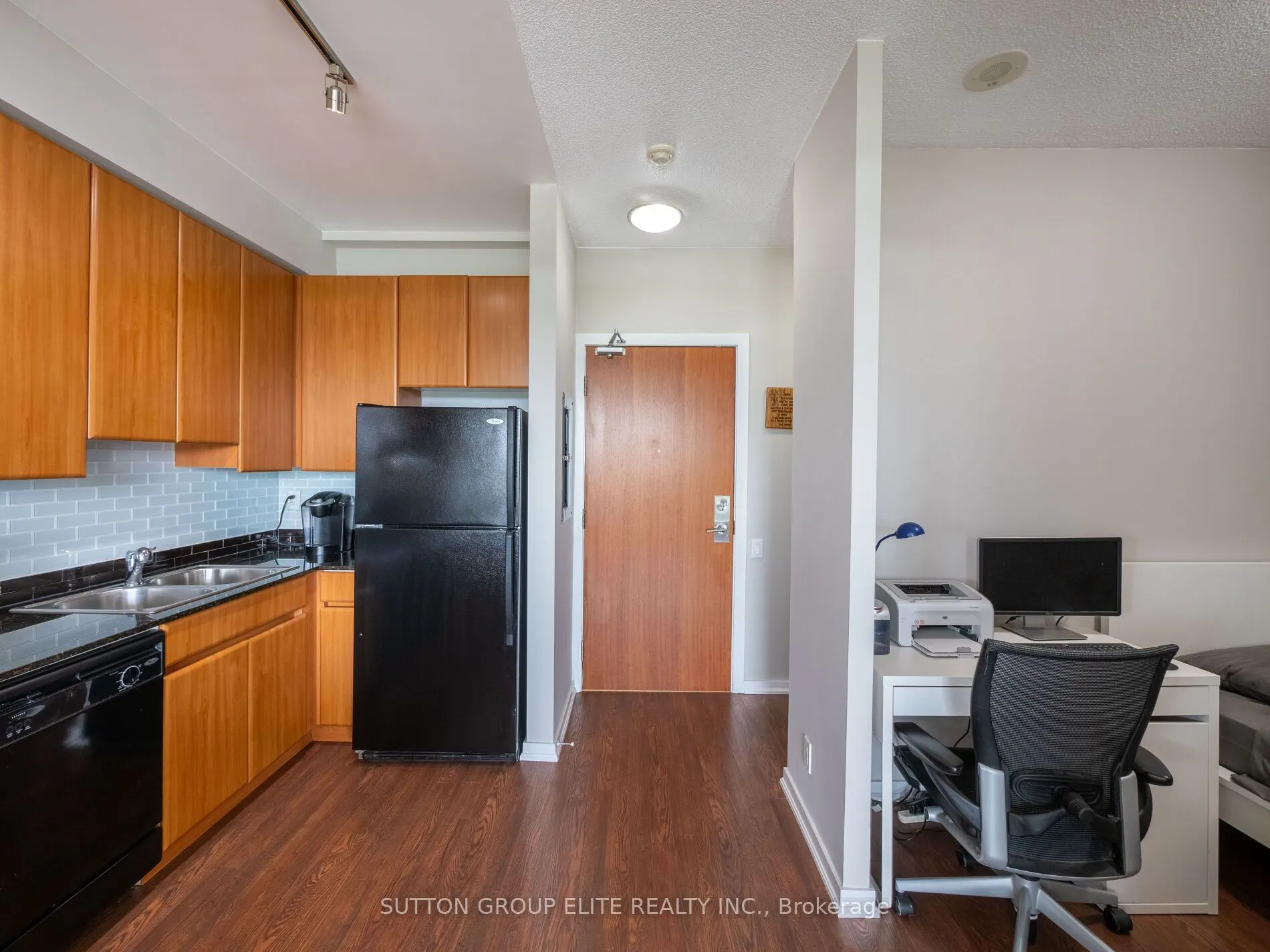 30 Canterbury Place #515