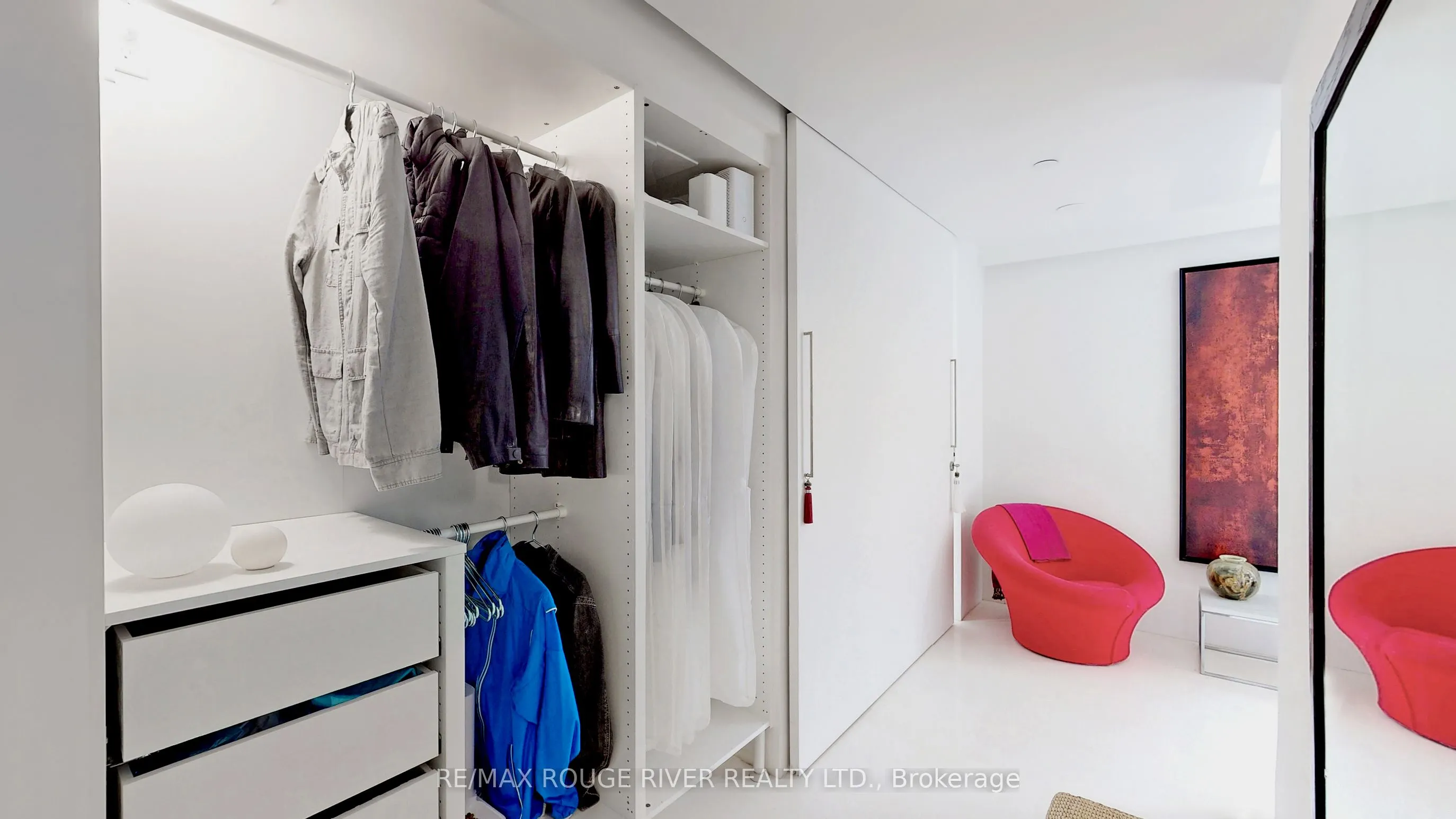 701 Sheppard Avenue W, #702
