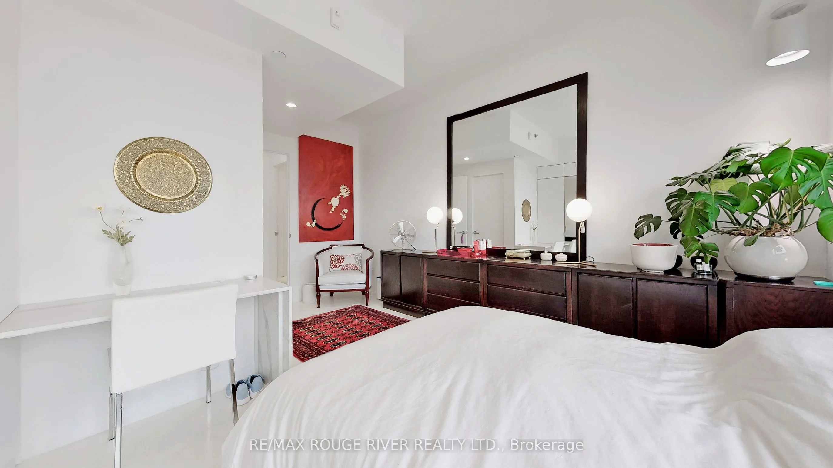 701 Sheppard Avenue W, #702