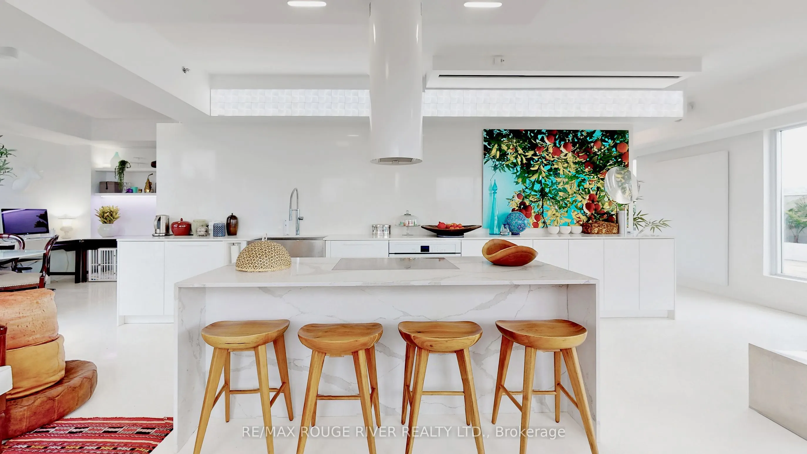 701 Sheppard Avenue W, #702
