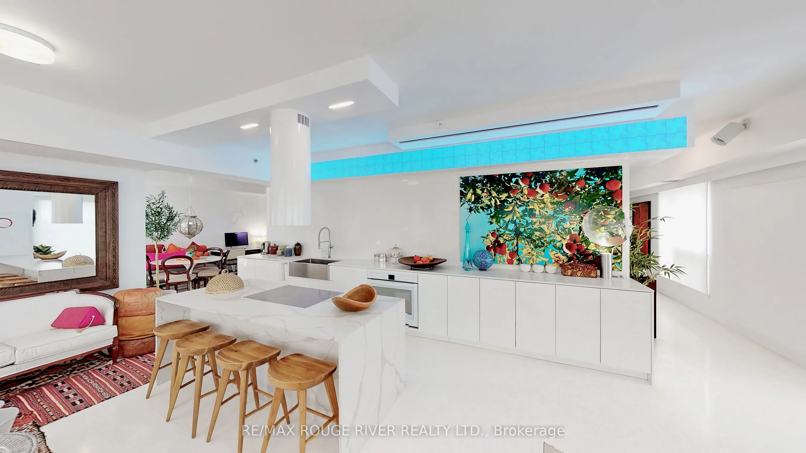 701 Sheppard Avenue W, #702