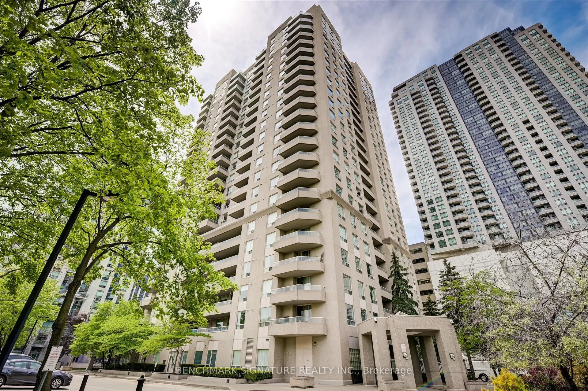 18 Hillcrest Avenue, #204