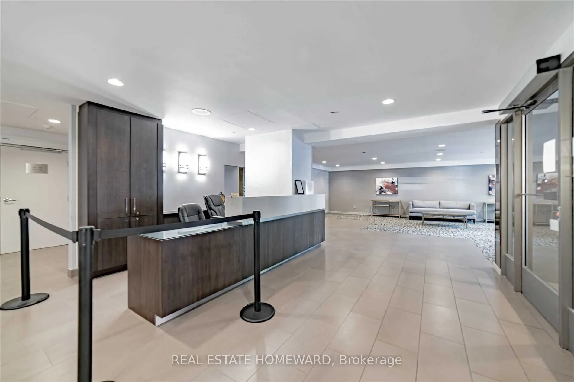 60 Homewood Avenue, #533
