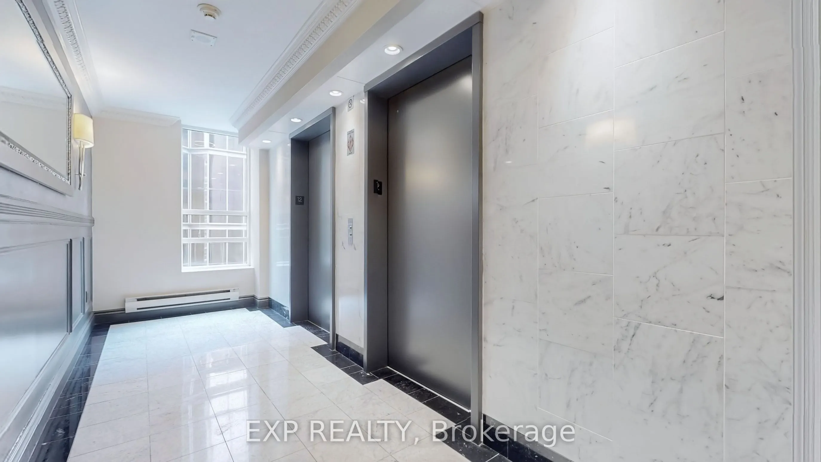 71 Simcoe Street, #1204