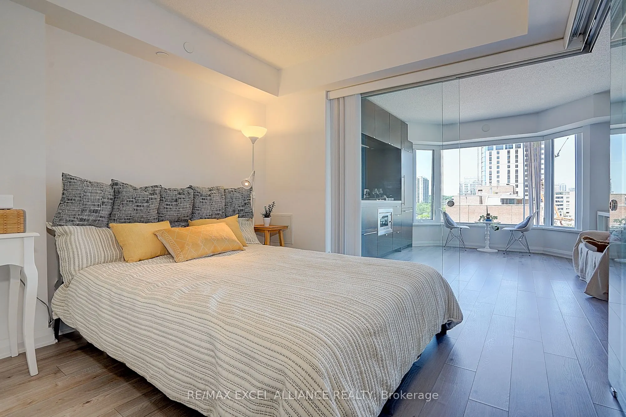 155 Yorkville Avenue, #801