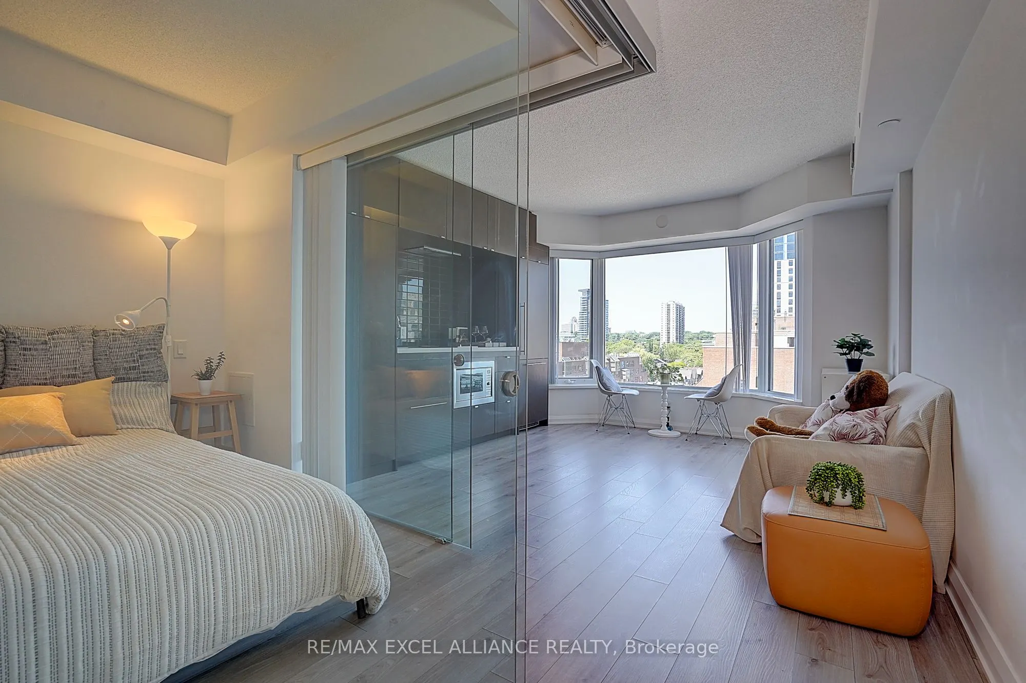 155 Yorkville Avenue, #801