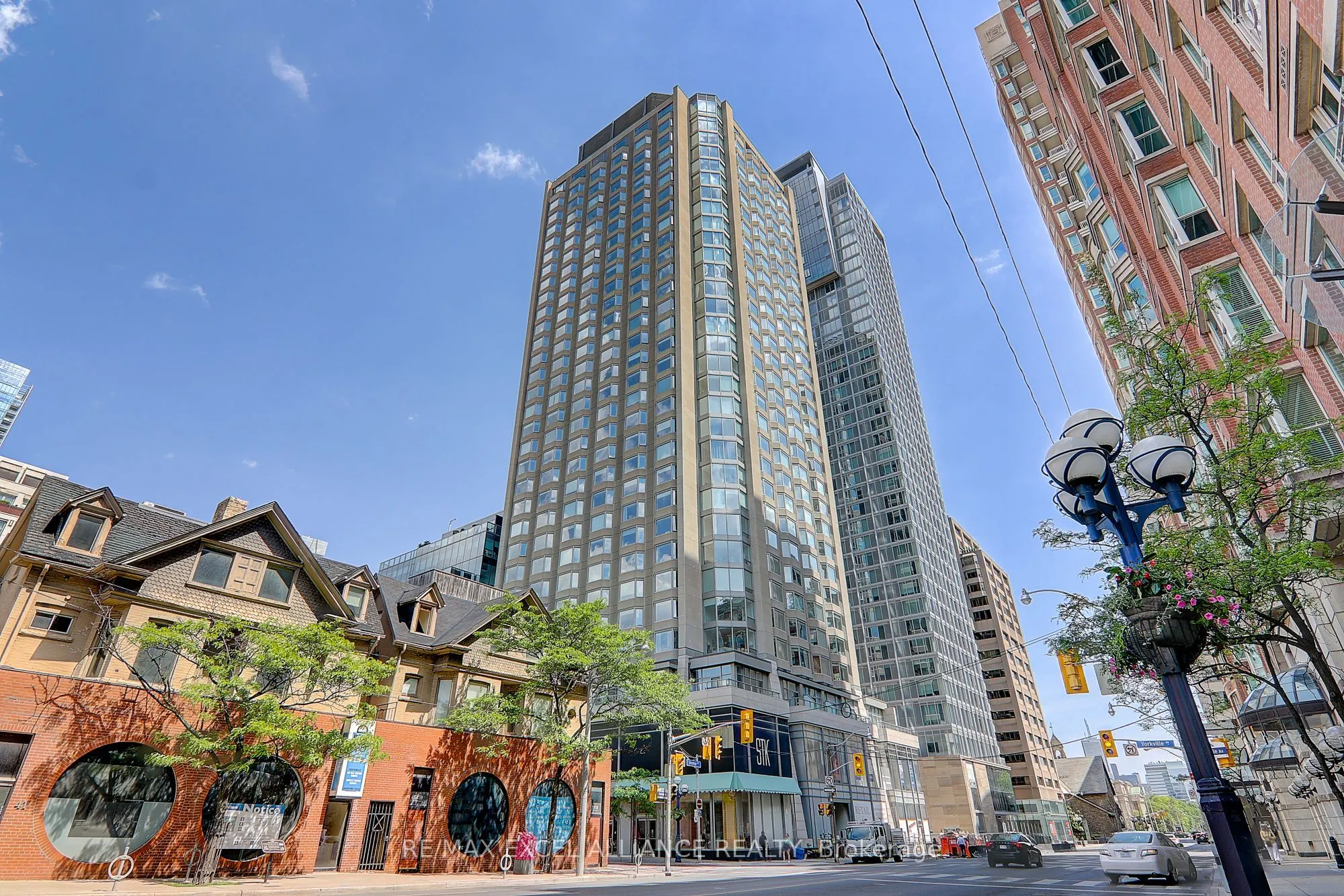 155 Yorkville Avenue, #801