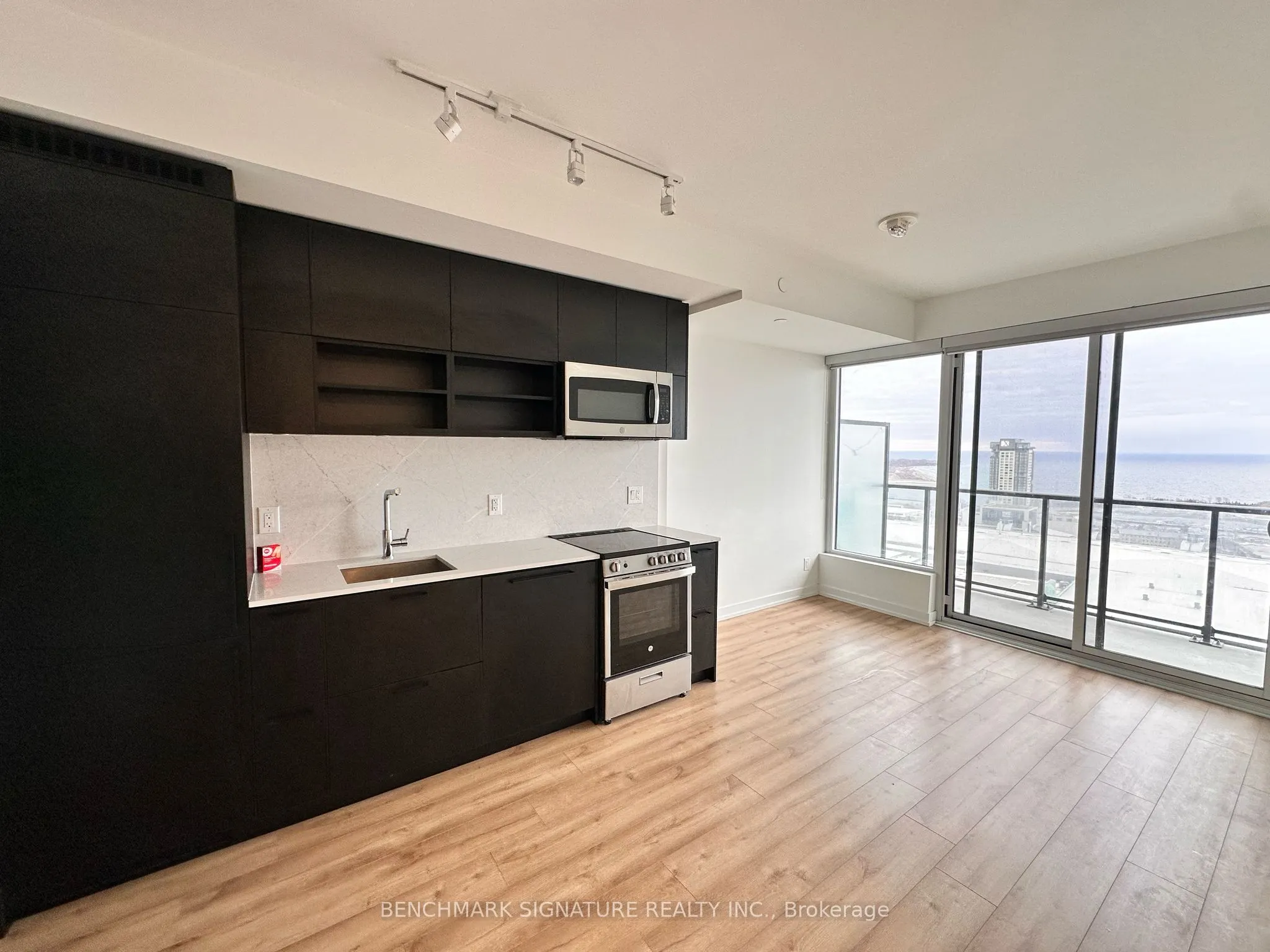 135 East Liberty Street, #2511