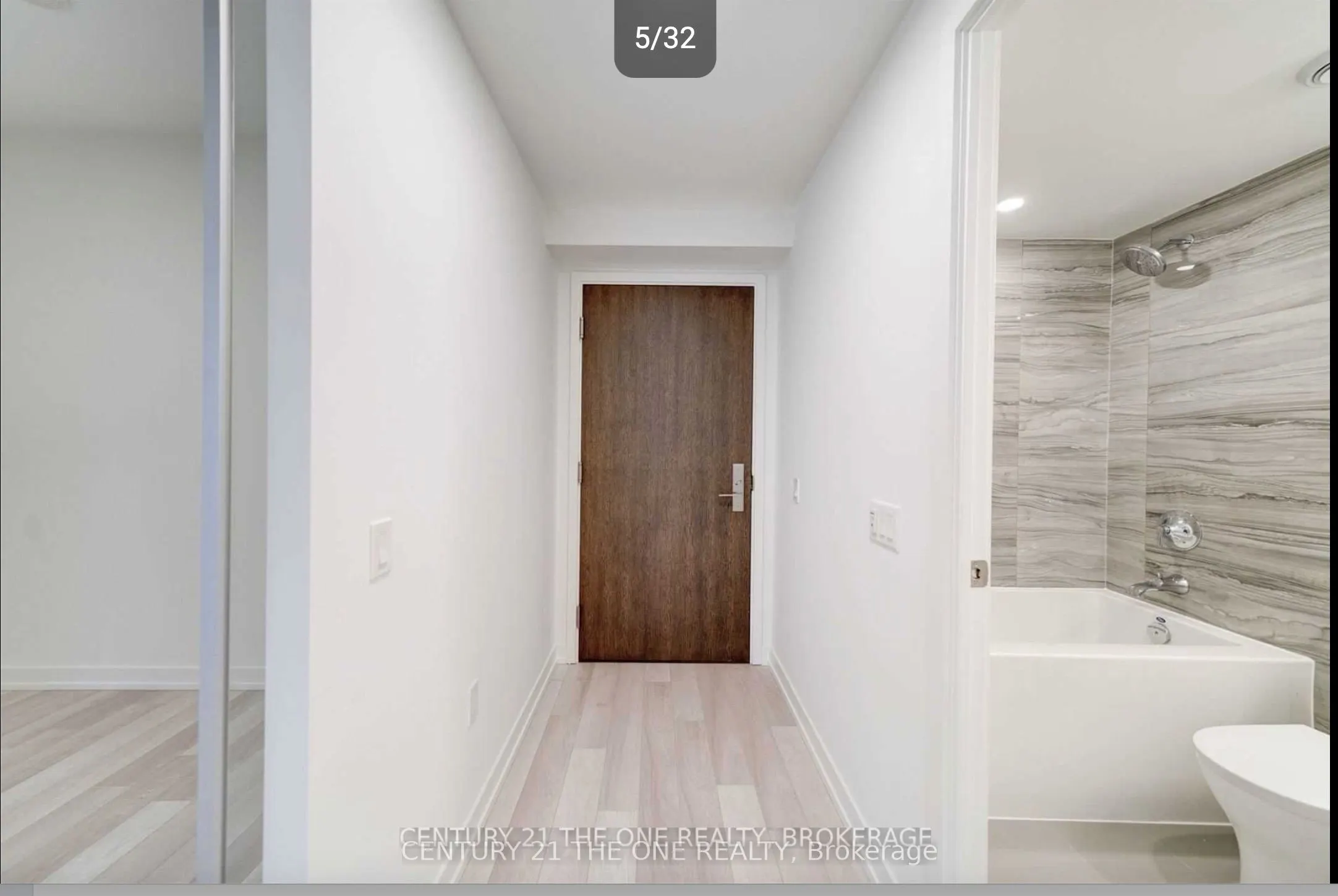 39 Roehampton Avenue, #4110