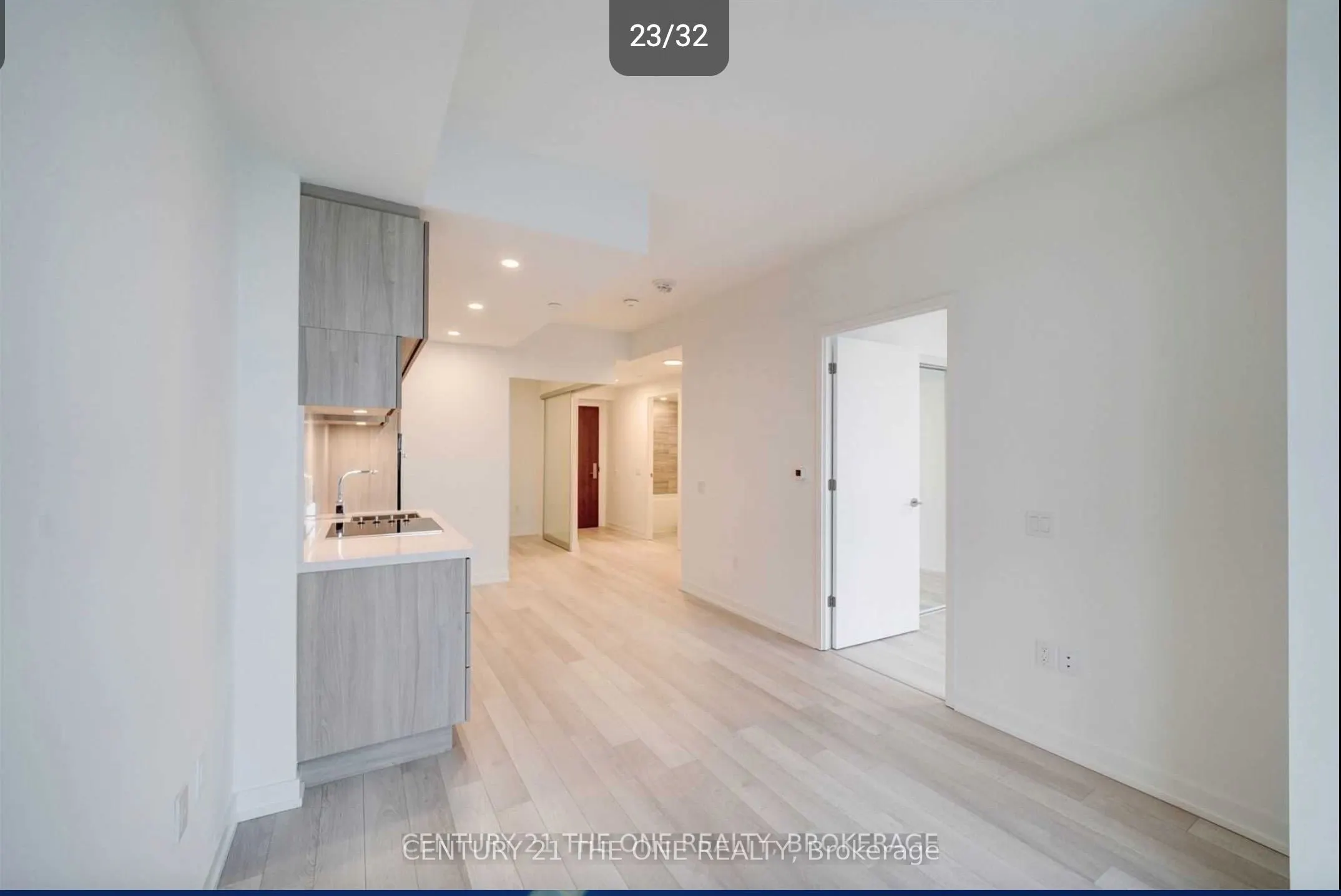 39 Roehampton Avenue, #4110
