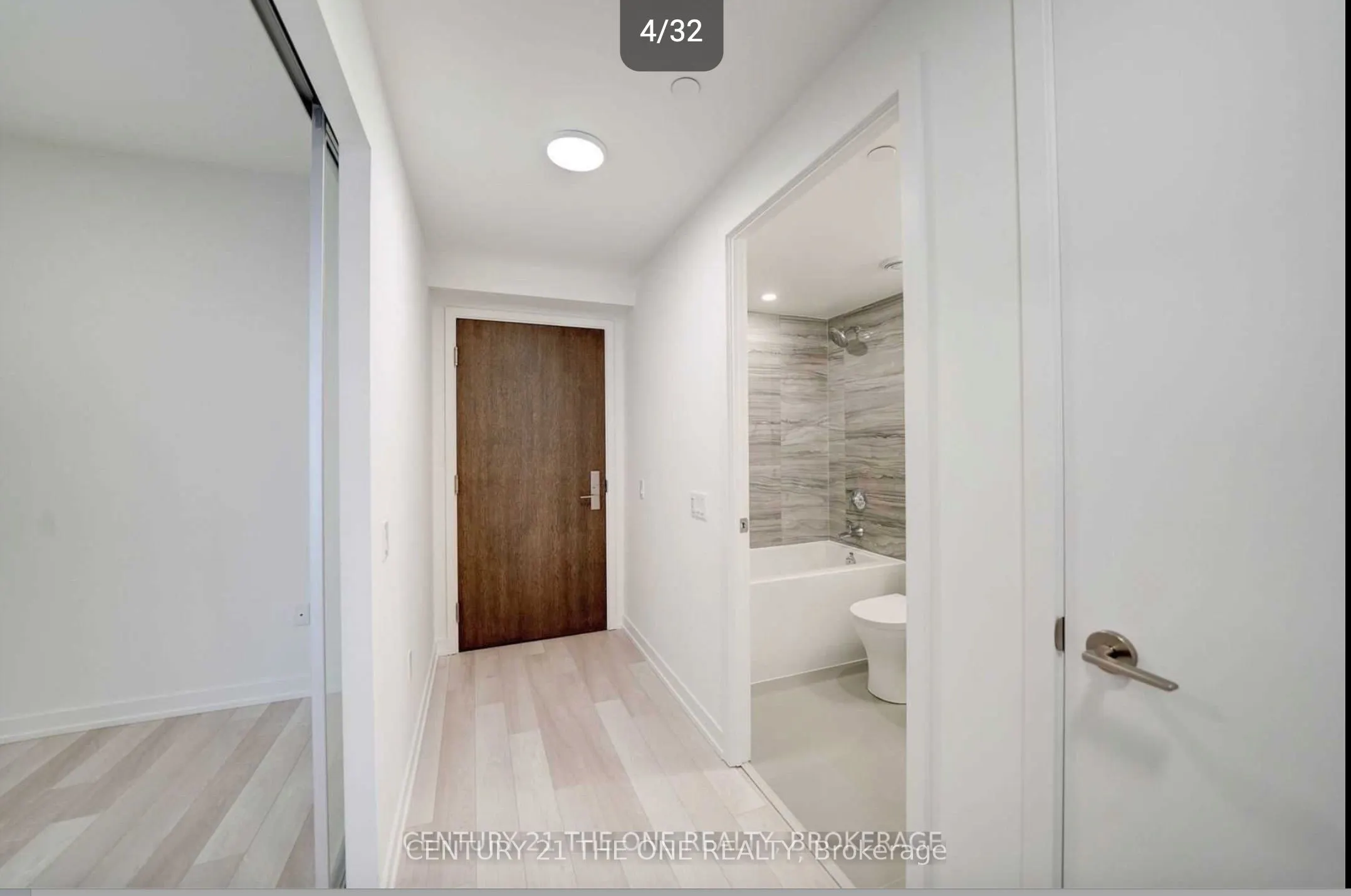39 Roehampton Avenue, #4110