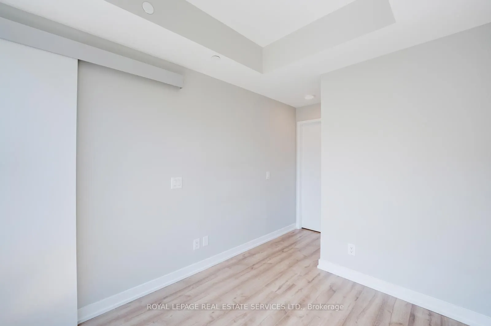 135 East Liberty Street, #1111