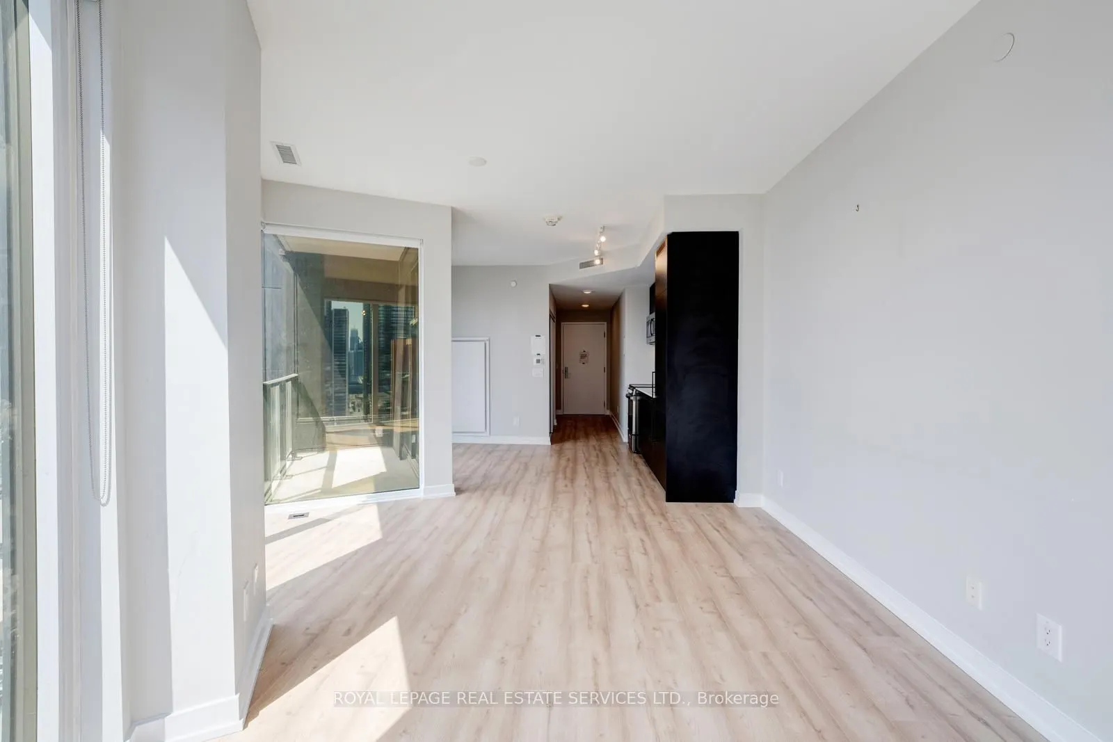 135 East Liberty Street, #1111