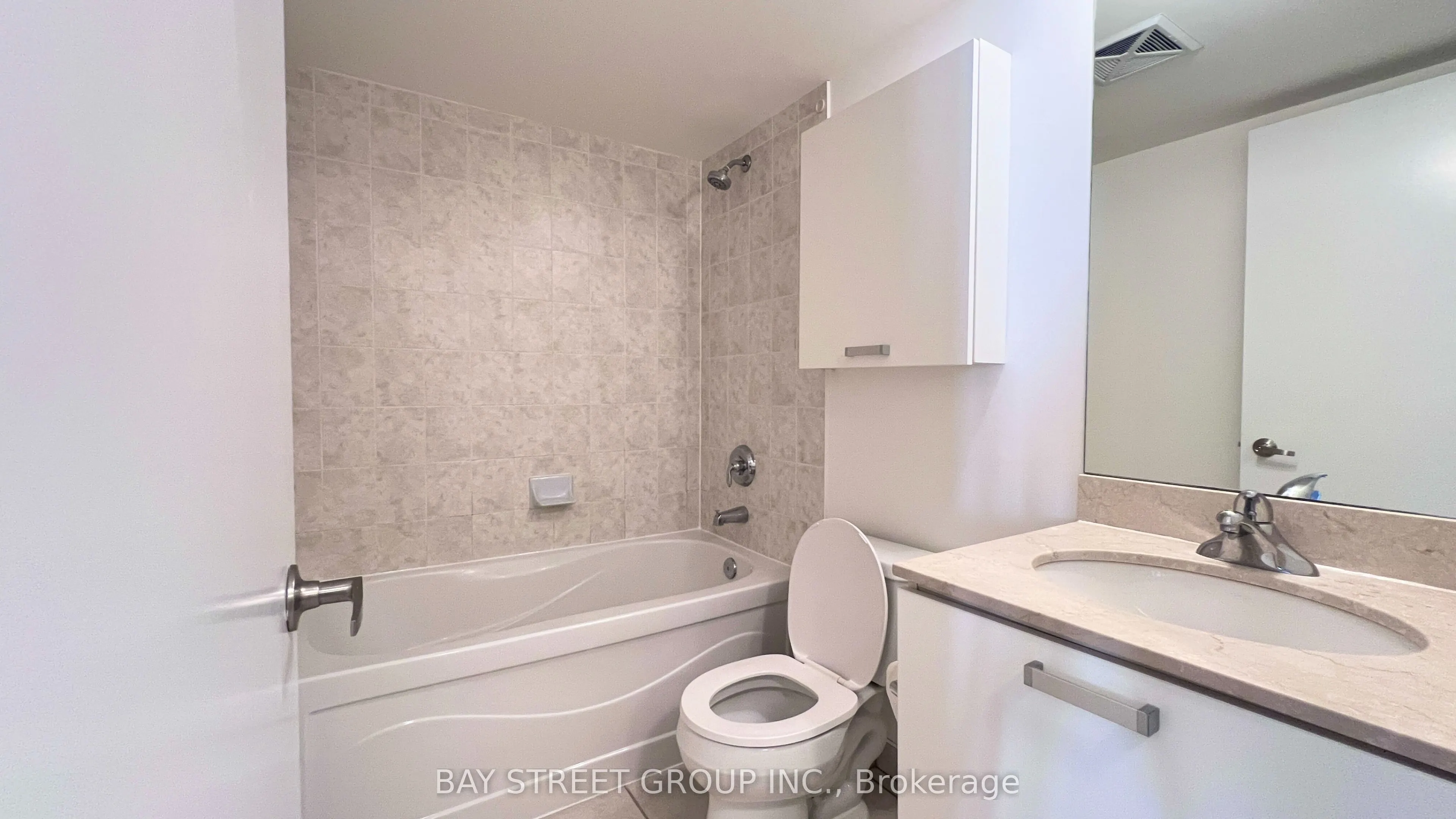 38 Grenville Street, #508