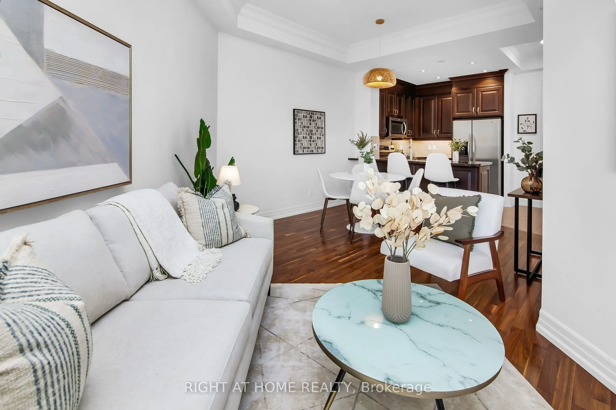 20 Burkebrook Place #306