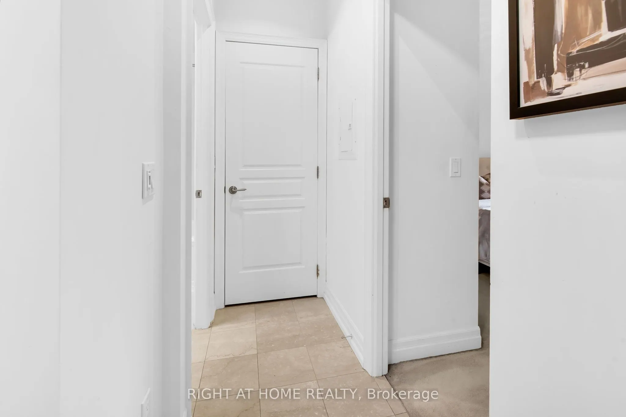 20 Burkebrook Place #306