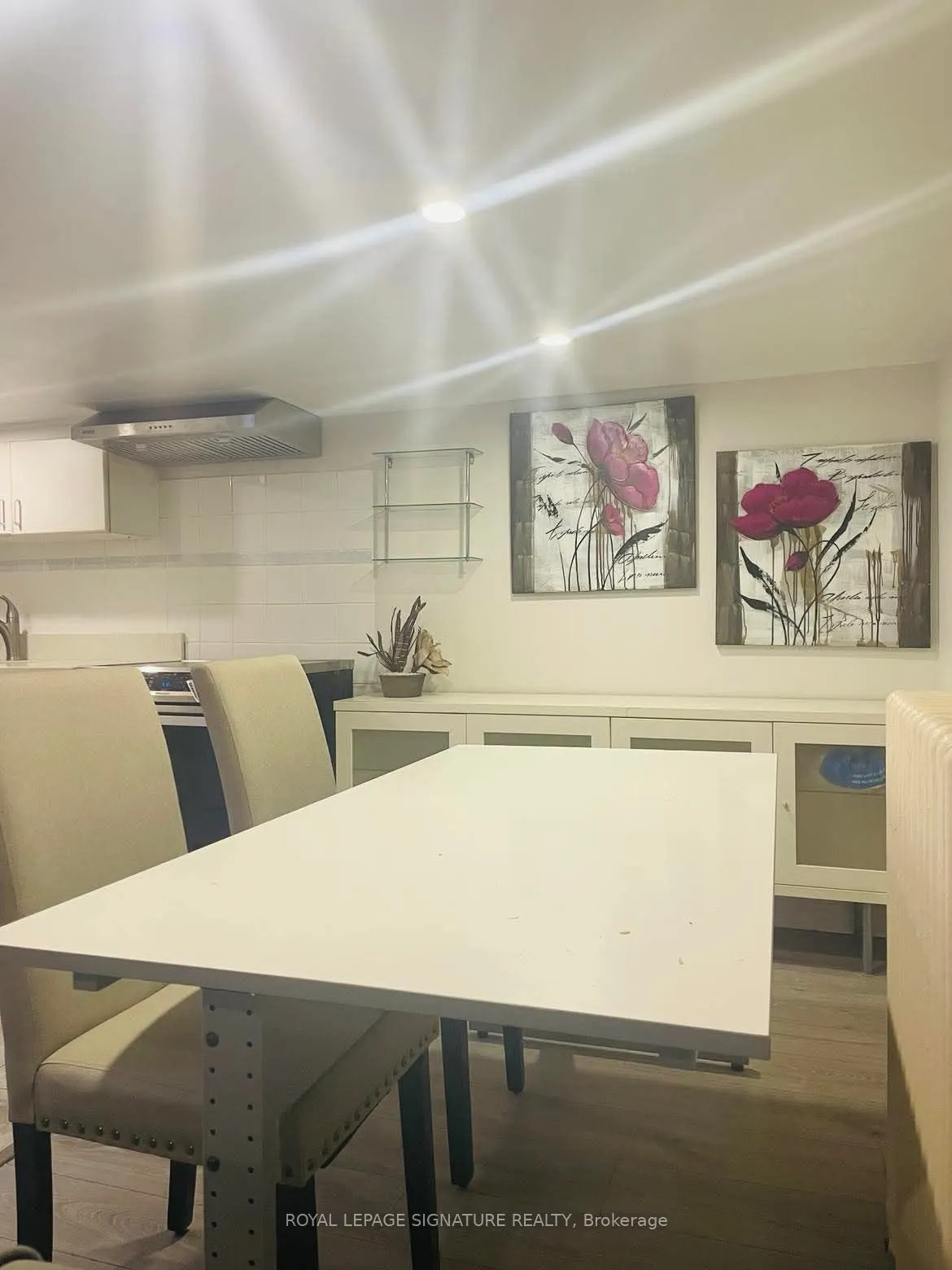 166 Chaplin Crescent, #Basement