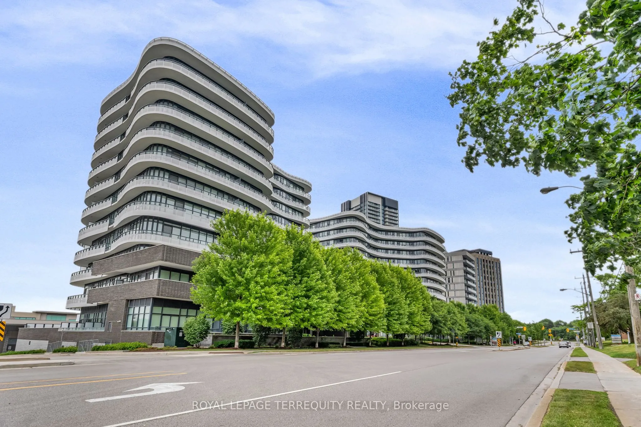 99 The Donway West, #523